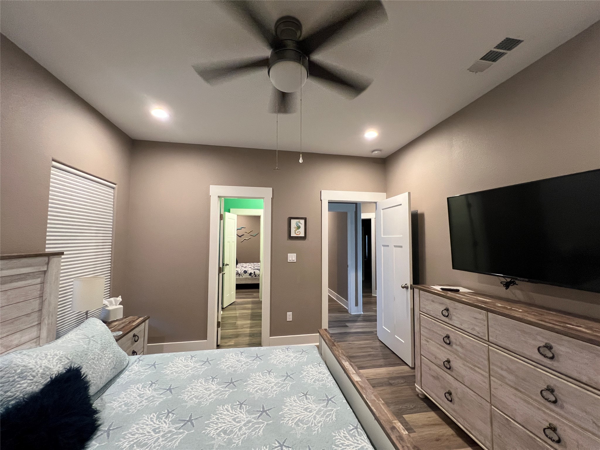 3170 Sea Castle Drive, Crystal Beach, TX 77650