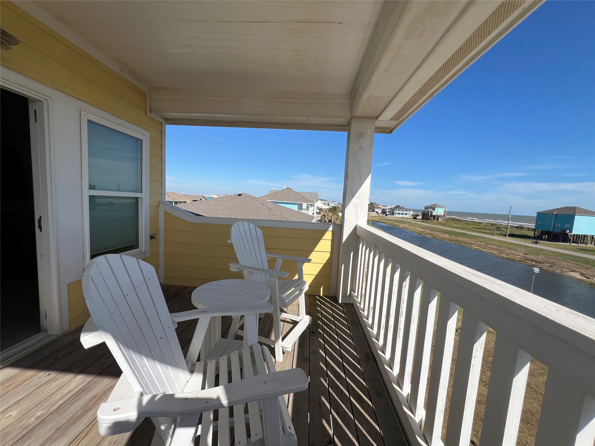 3170 Sea Castle Drive, Crystal Beach, TX 77650