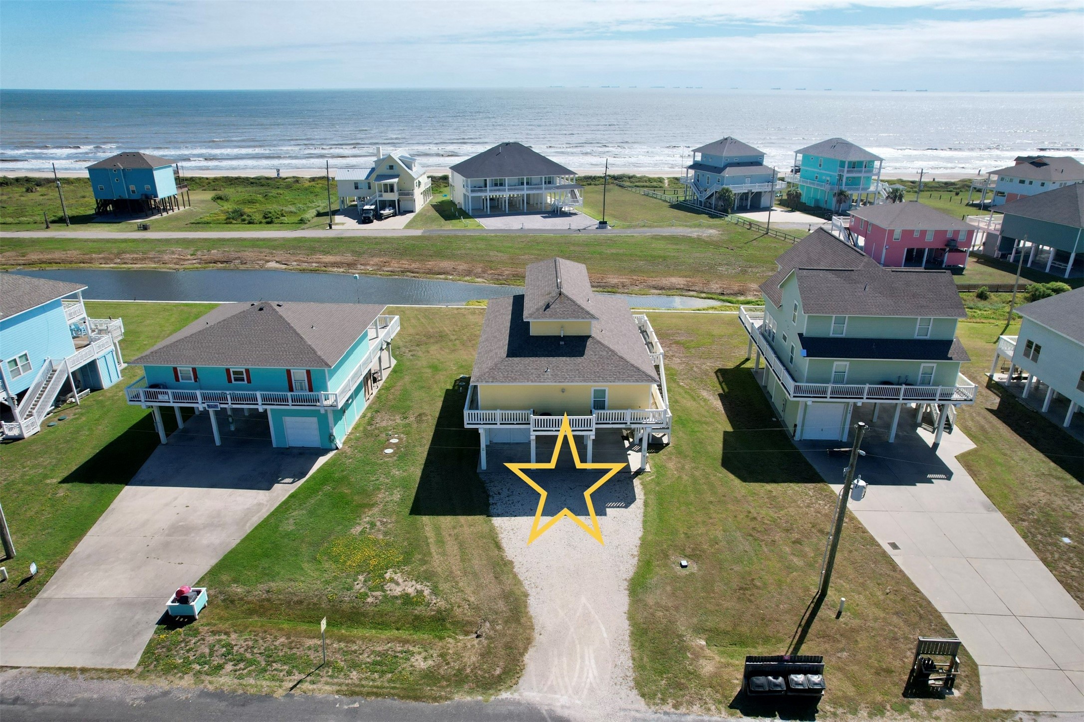 3170 Sea Castle Drive, Crystal Beach, TX 77650