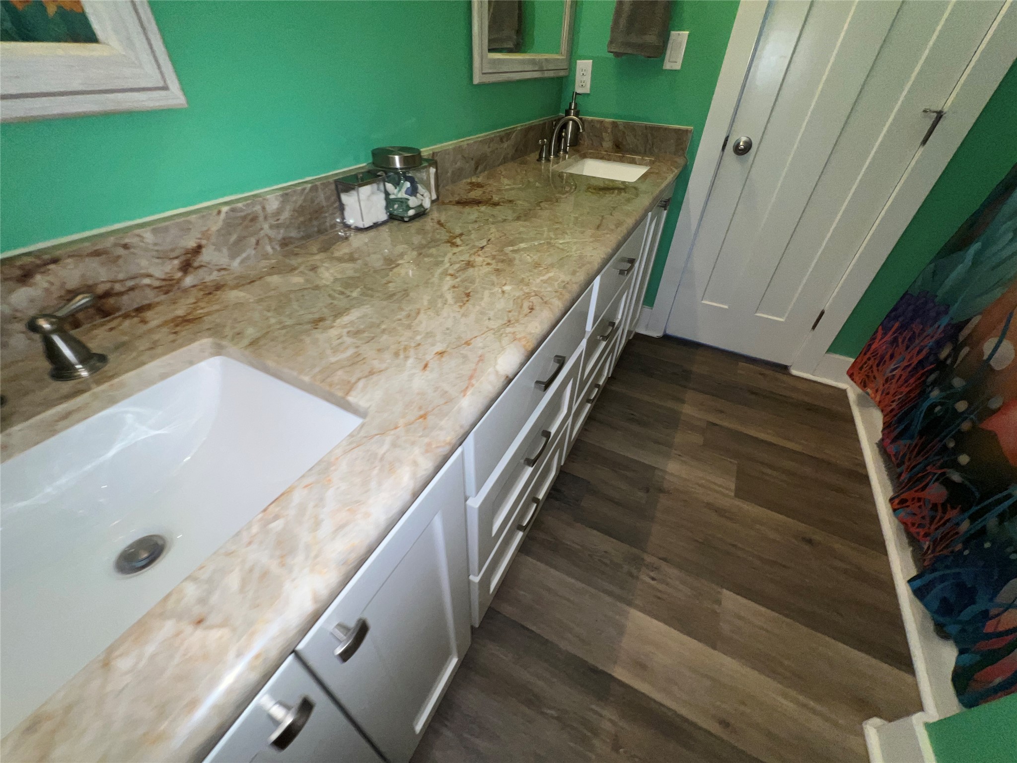 3170 Sea Castle Drive, Crystal Beach, TX 77650