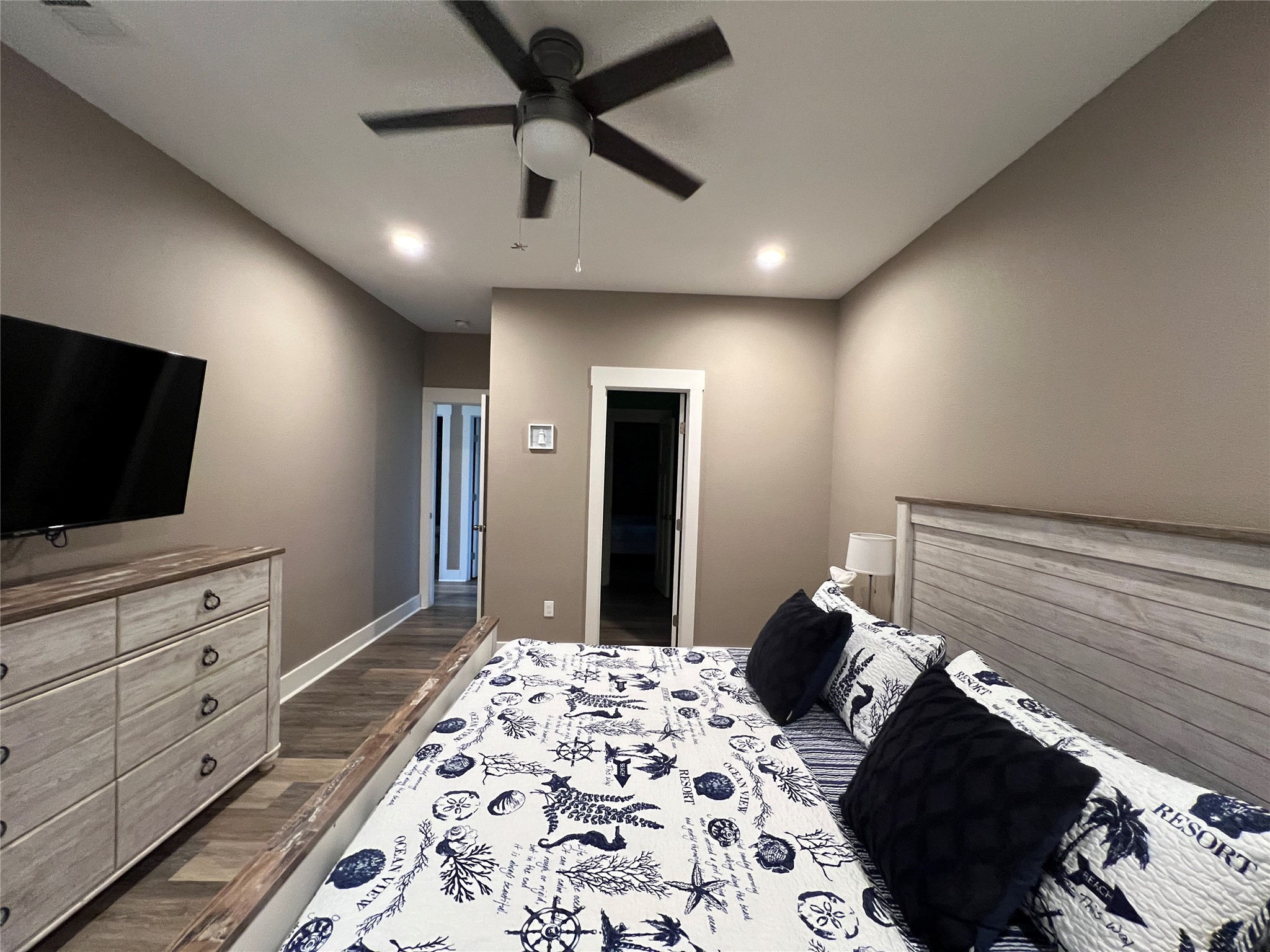 3170 Sea Castle Drive, Crystal Beach, TX 77650