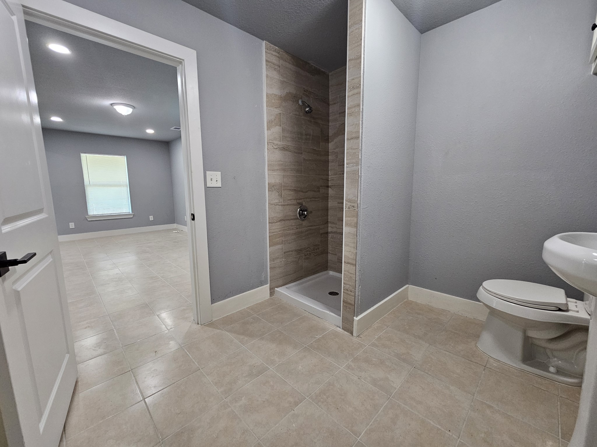 2129 Raspberry Lane, Pasadena, TX 77502