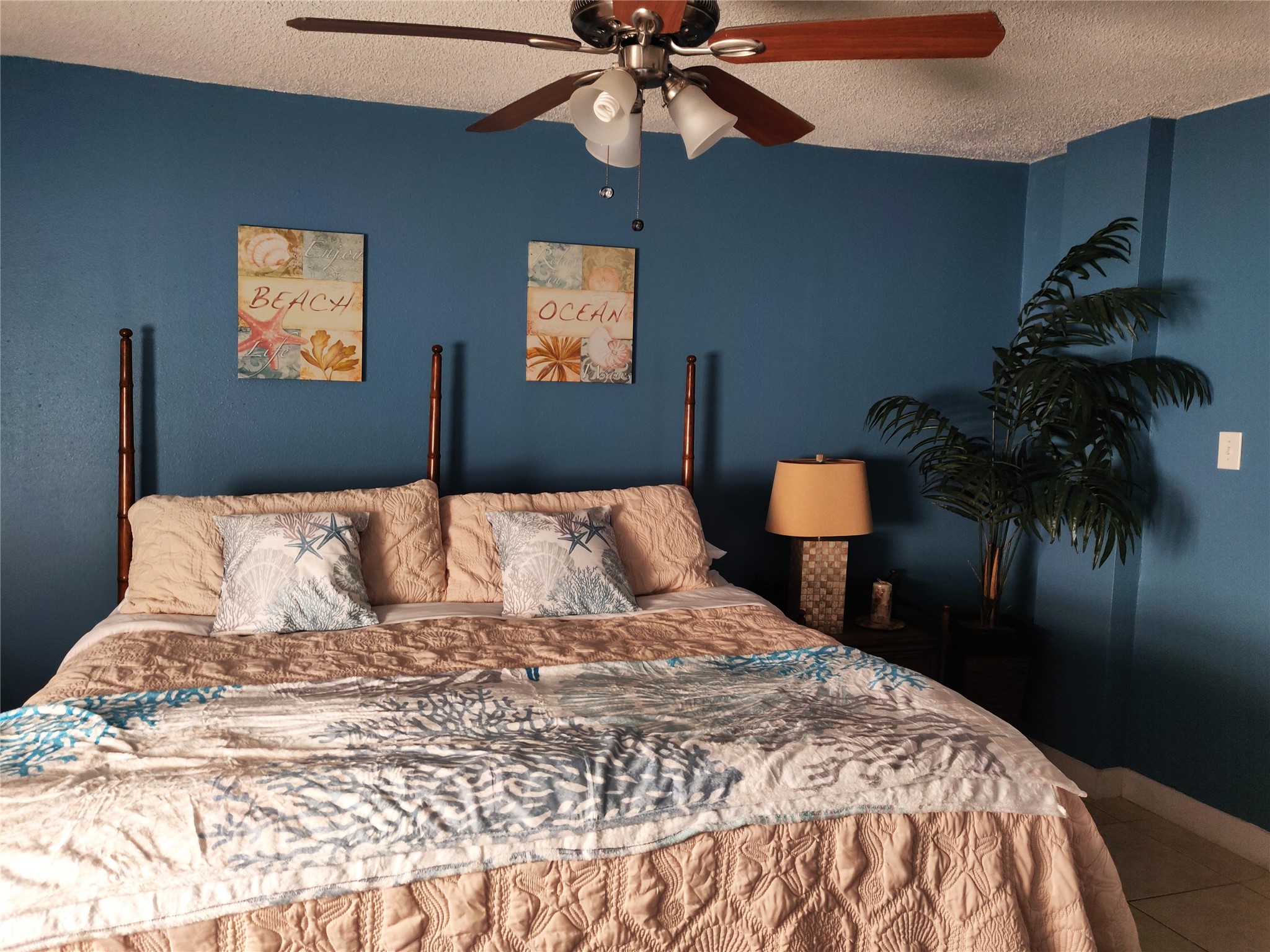 4711 Avenue S, Galveston, TX 77551