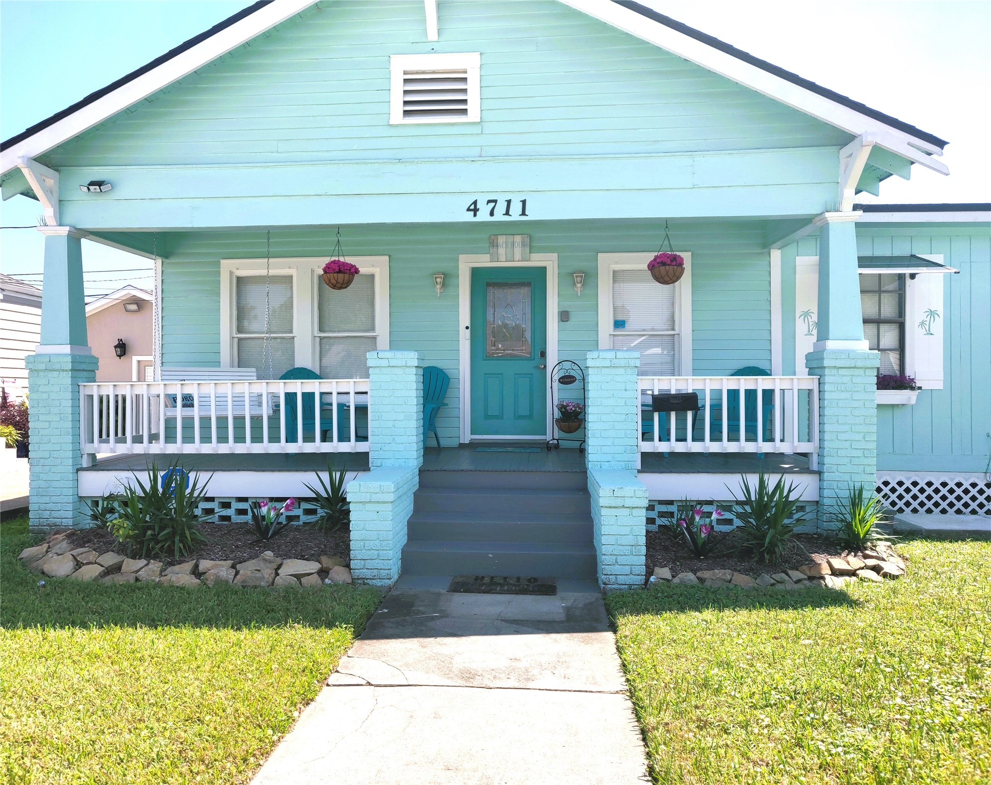 4711 Avenue S, Galveston, TX 77551 4711 Avenue S, Galveston, TX 77551