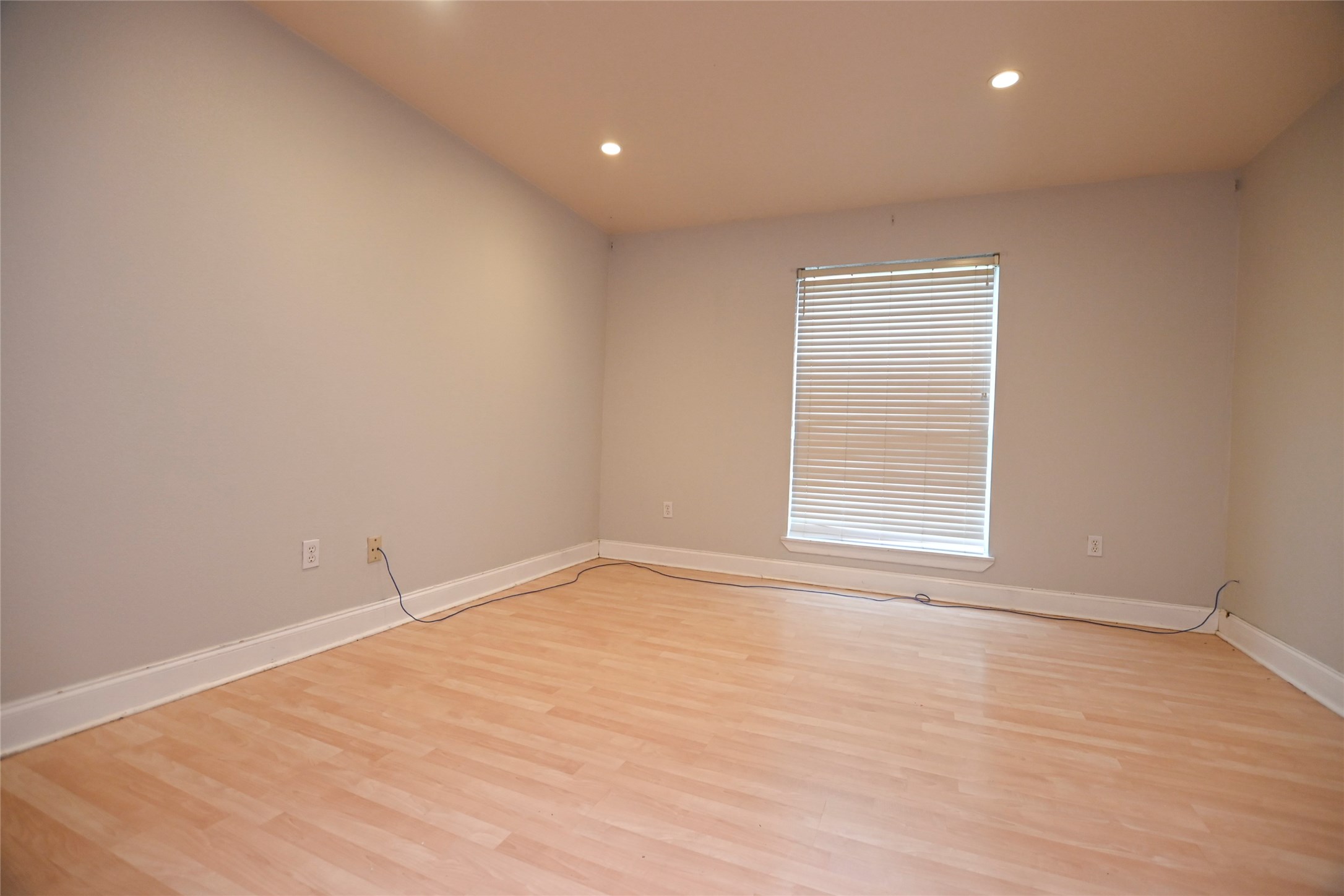 8423 Hearth Drive, #2, Houston, TX 77054 8423 Hearth Drive, #2, Houston, TX 77054