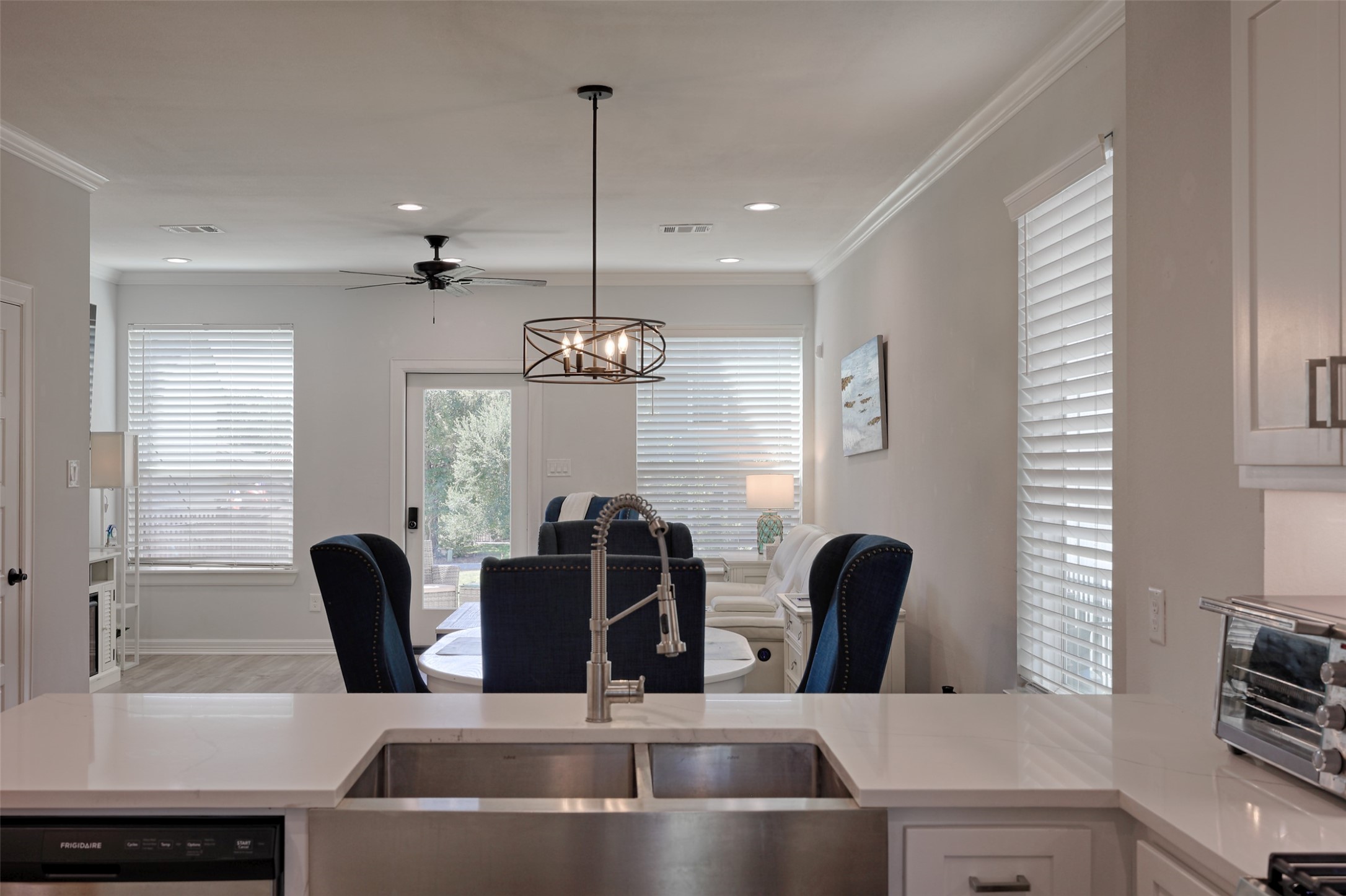 132 Capetown Circle, Montgomery, TX 77356