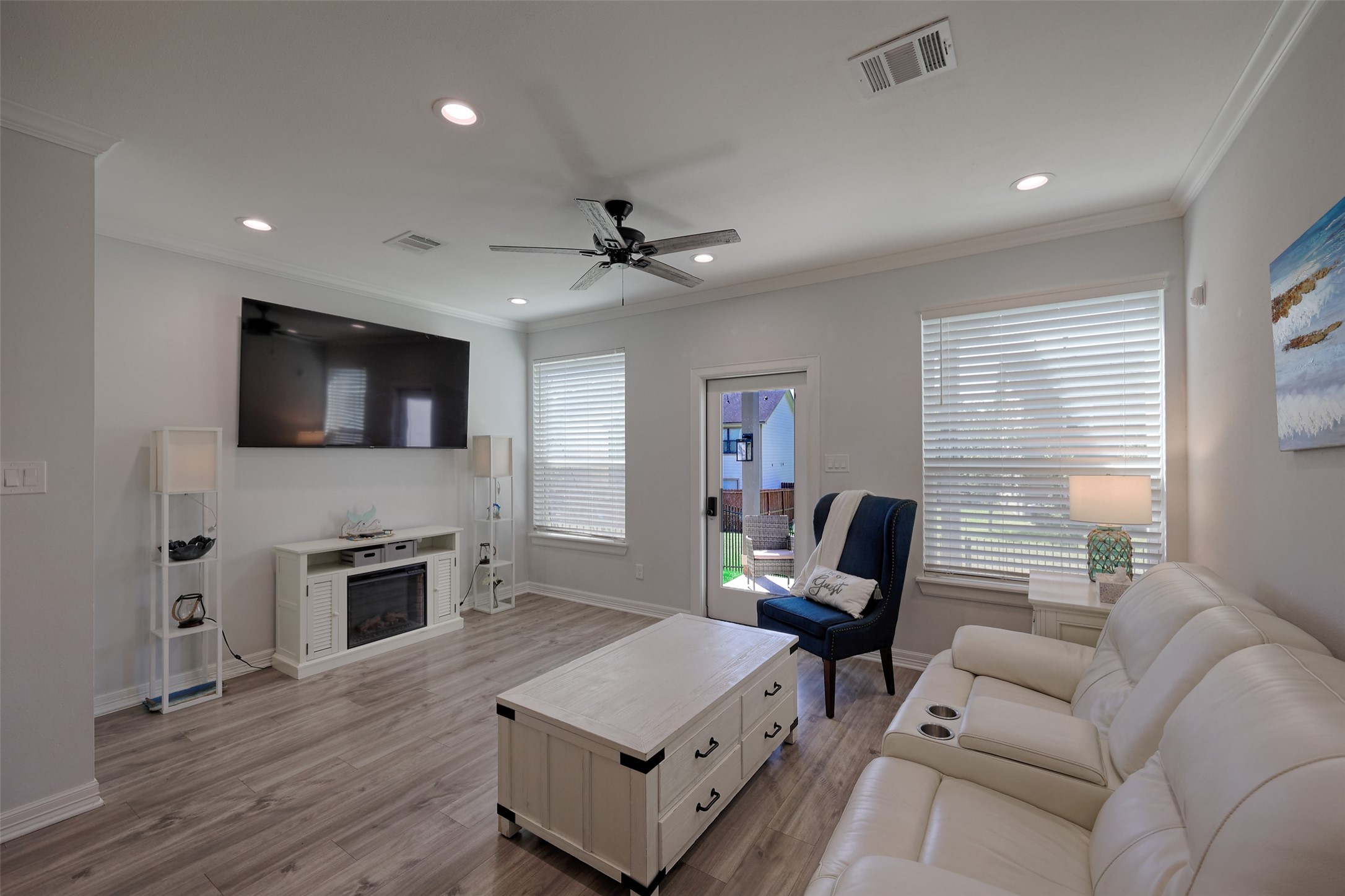132 Capetown Circle, Montgomery, TX 77356