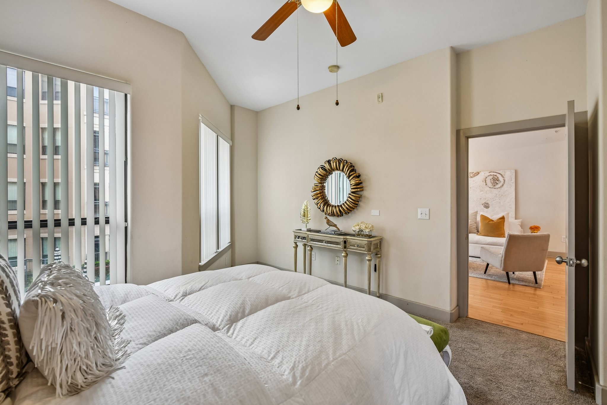 1901 Post Oak Boulevard, #2607, Houston, TX 77056