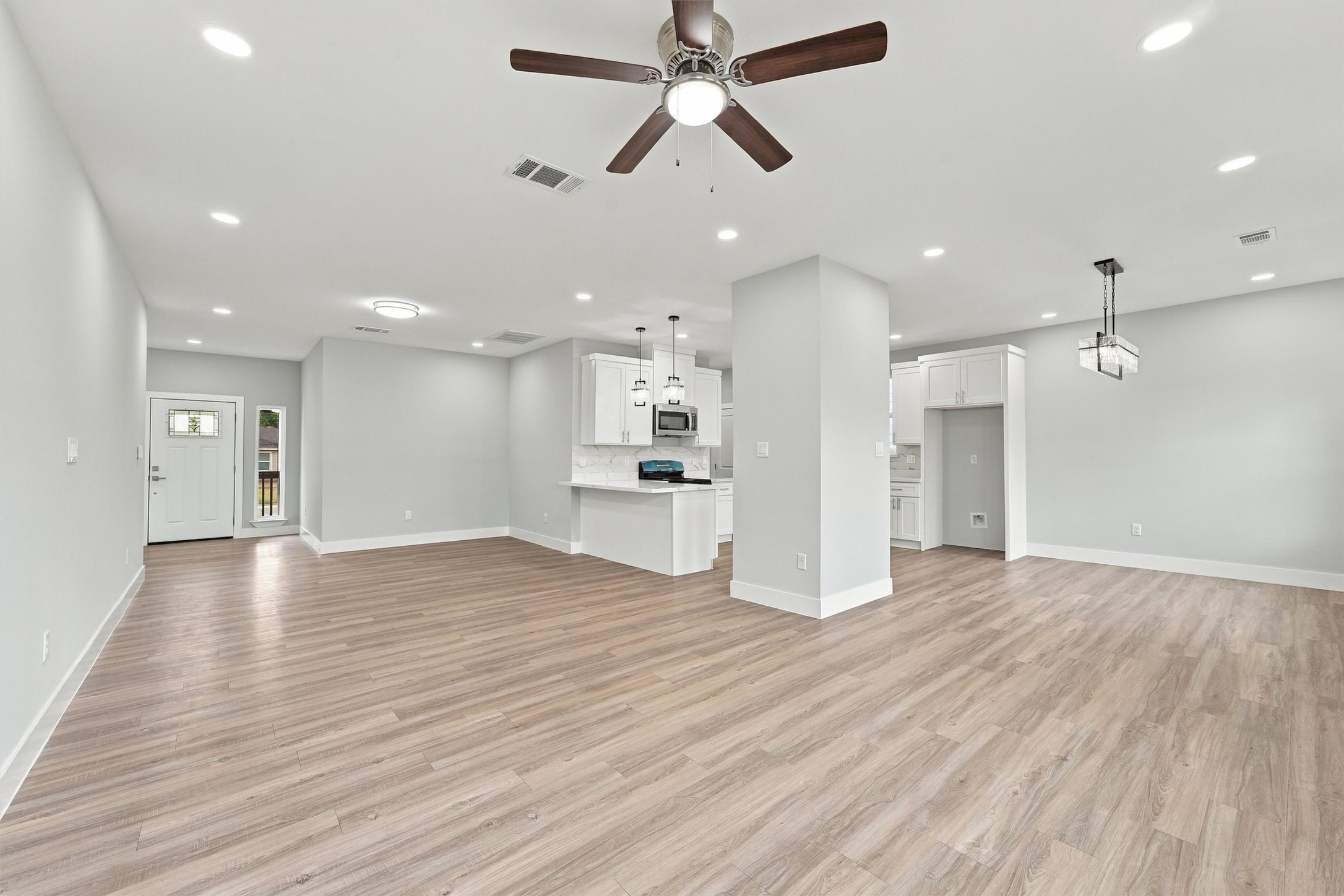 3027 Friar Point Road, Houston, TX 77051