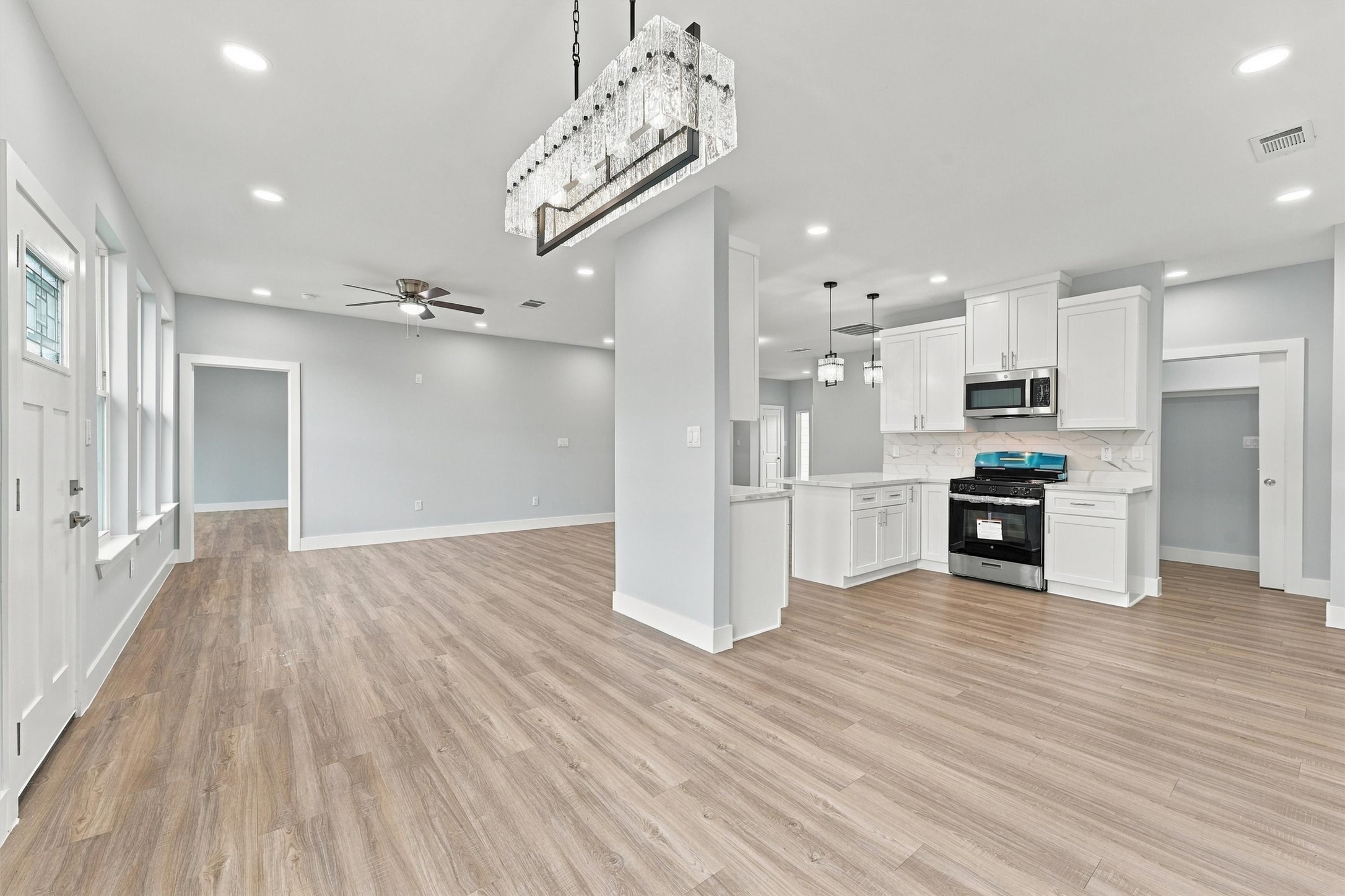 3027 Friar Point Road, Houston, TX 77051