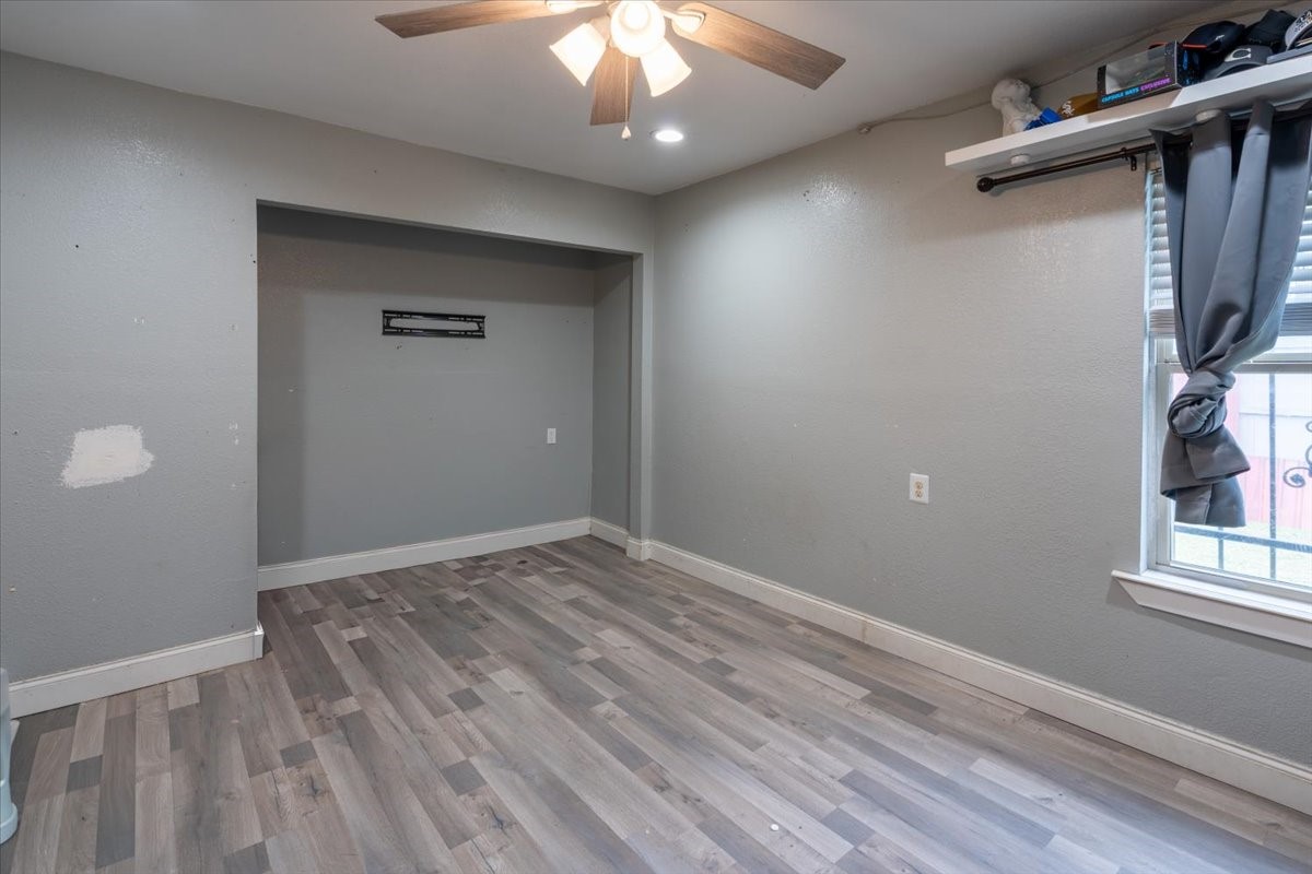 6817 Kassarine Pass, Houston, TX 77033