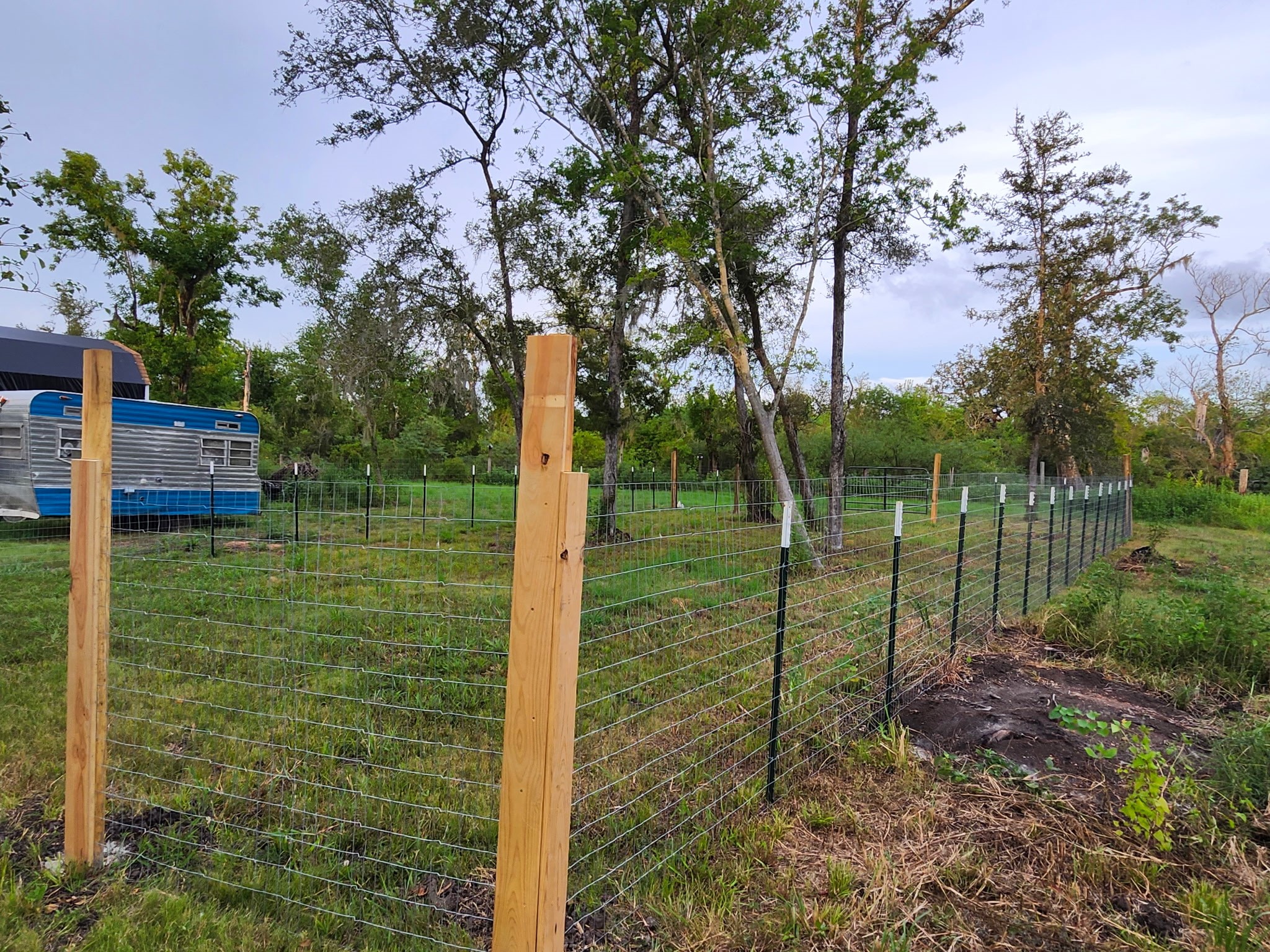 1255 County Road 30, Angleton, TX 77515 1255 County Road 30, Angleton, TX 77515
