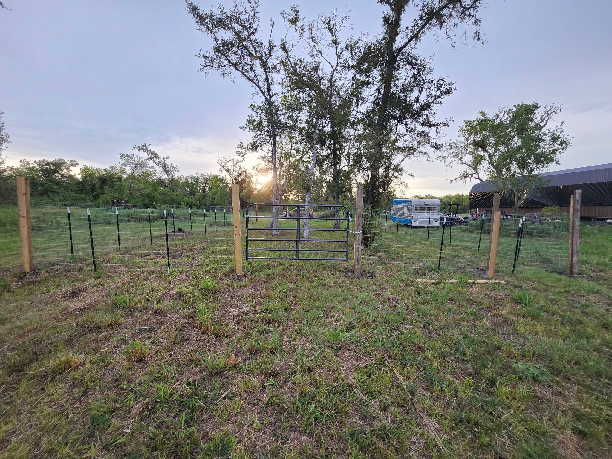 1255 County Road 30, Angleton, TX 77515 1255 County Road 30, Angleton, TX 77515
