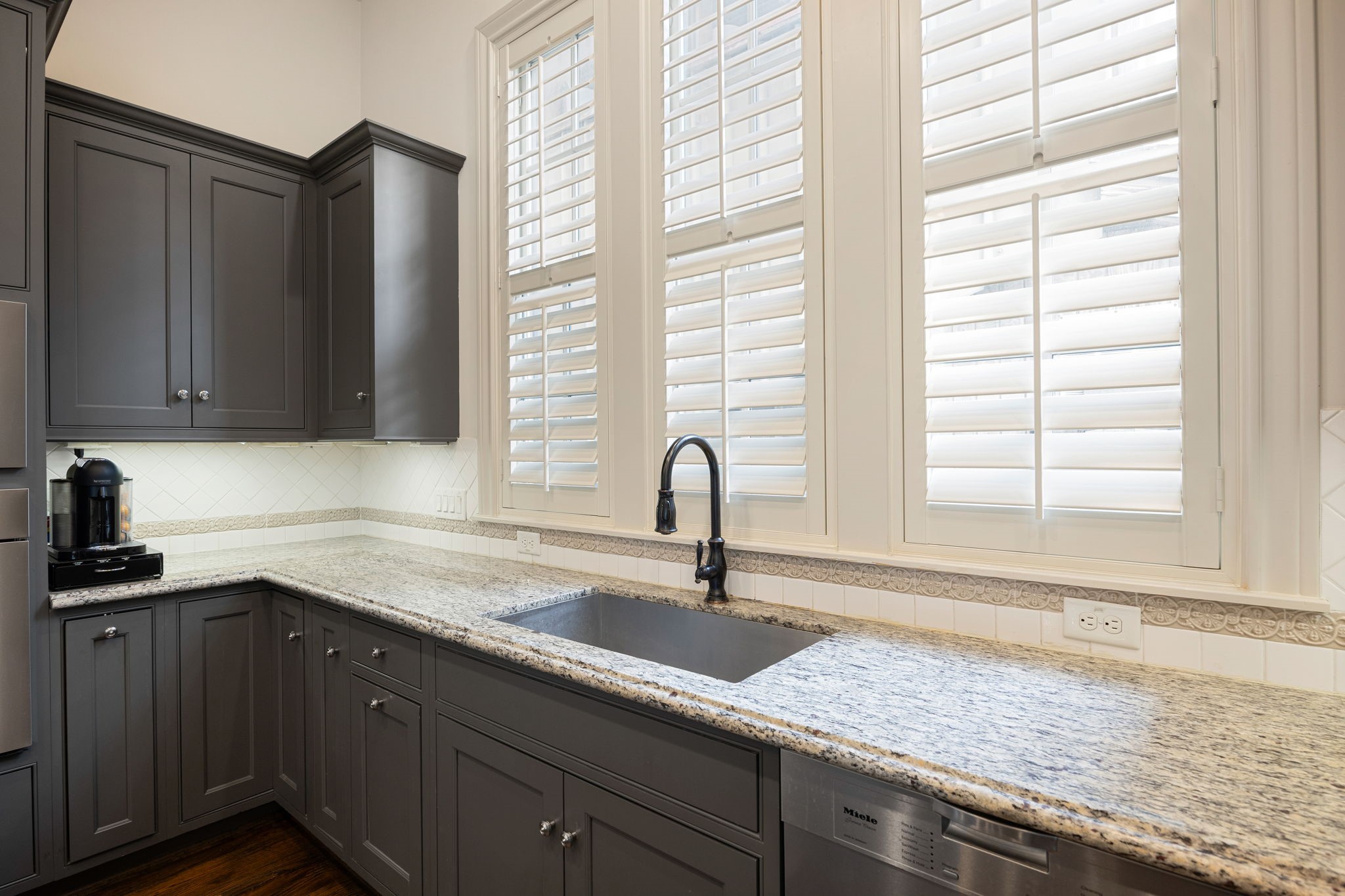 310 W Bell Street, Houston, TX 77019