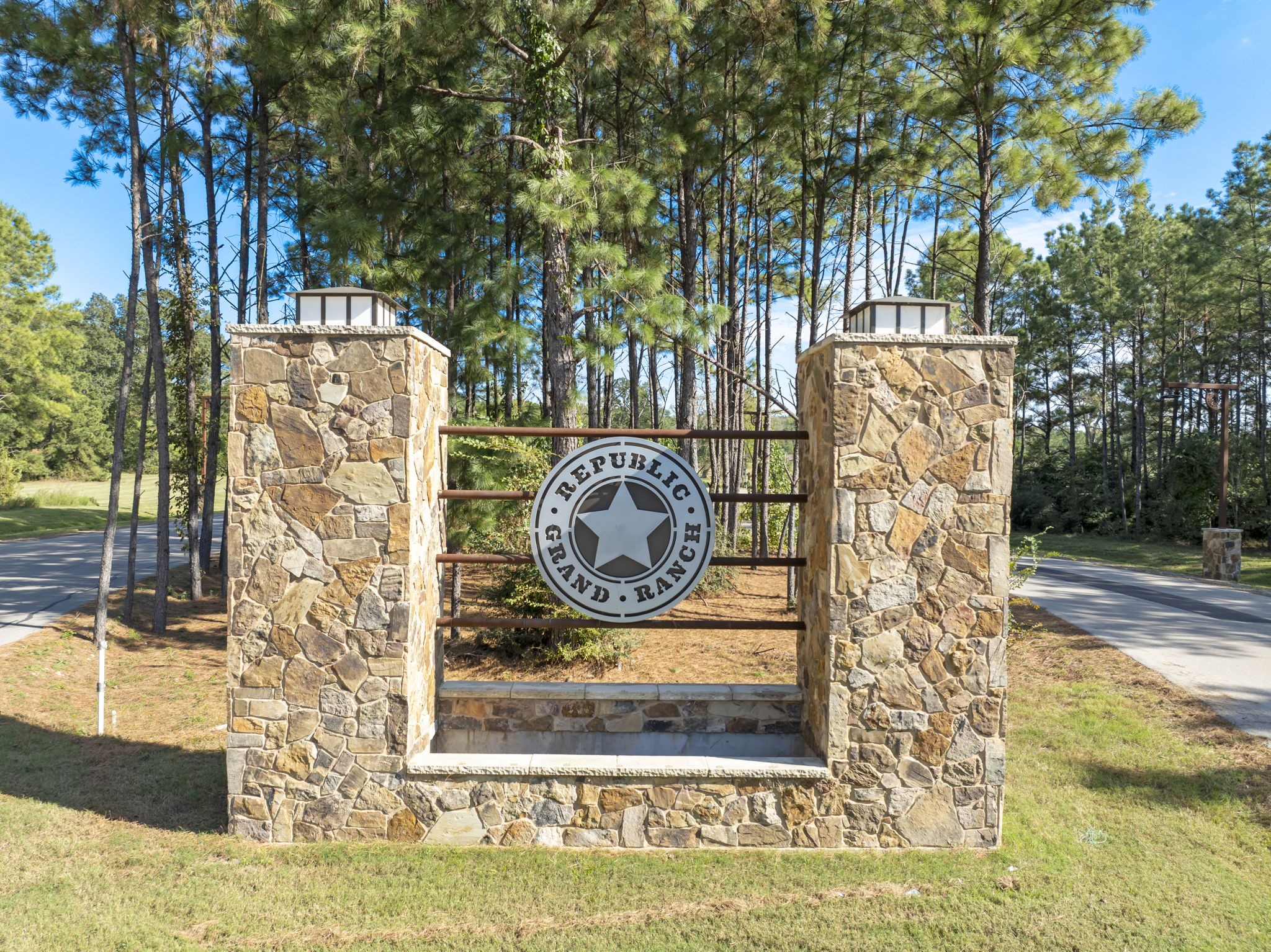 16002 Forest Mill Road, Willis, TX 77378