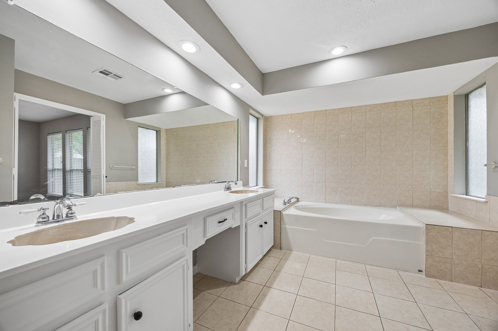 15330 Glenwood Park Drive, Houston, TX 77095