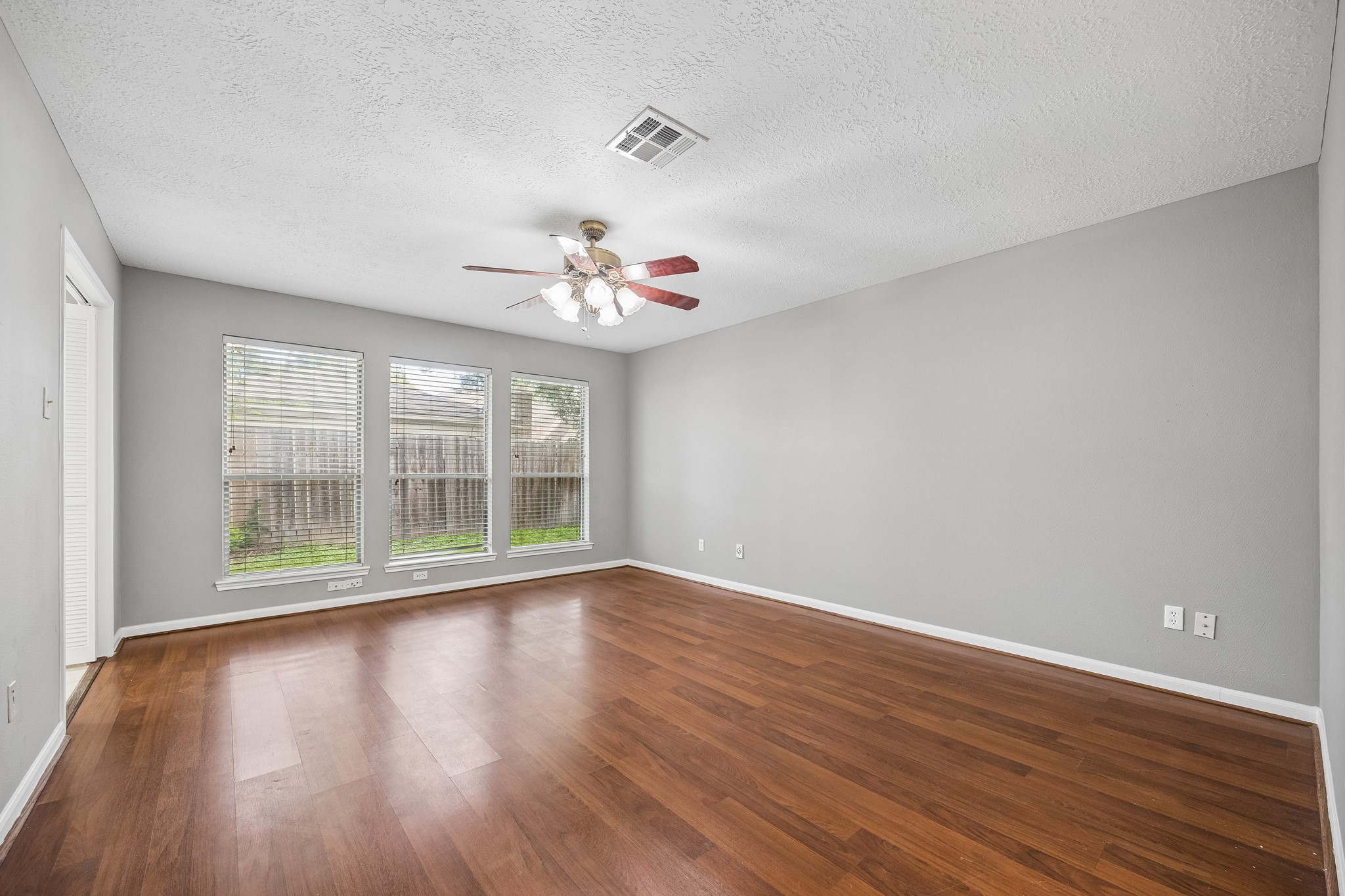 15330 Glenwood Park Drive, Houston, TX 77095