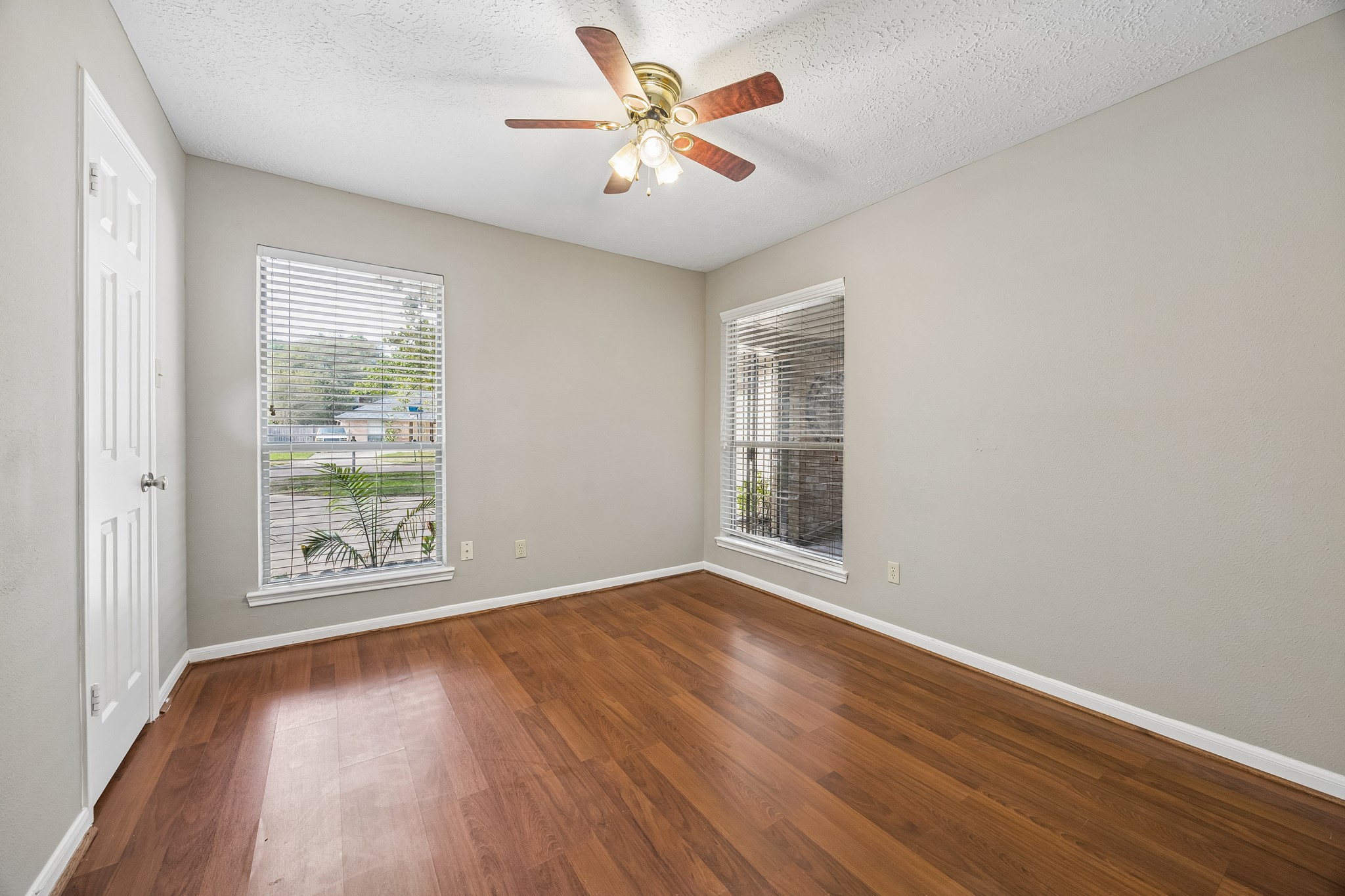 15330 Glenwood Park Drive, Houston, TX 77095
