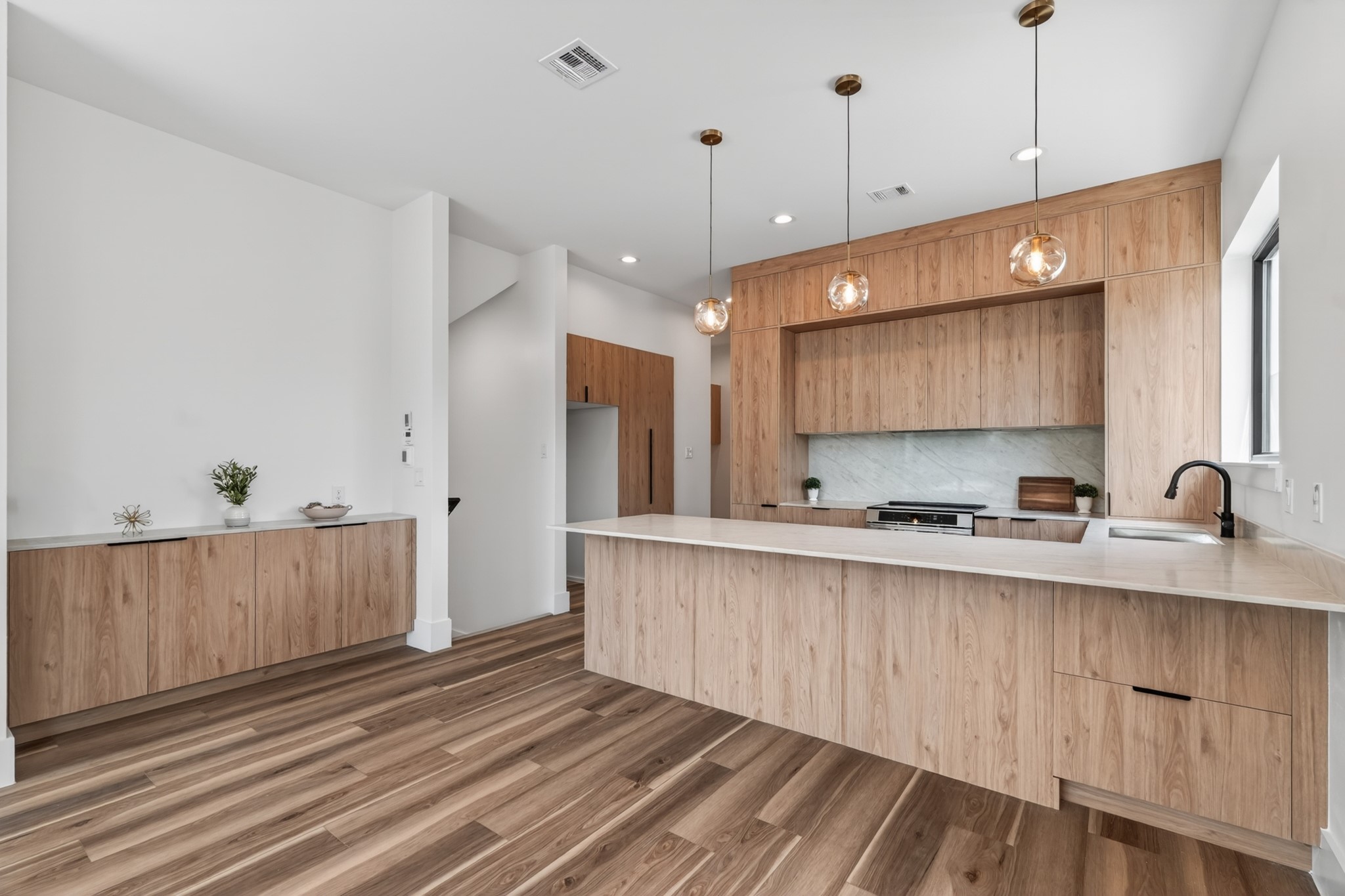 6822 Sidney Street, #B, Houston, TX 77021