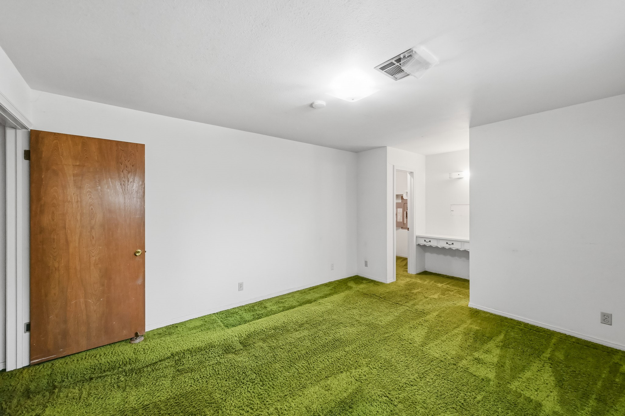 5442 Queensloch Drive, Houston, TX 77096