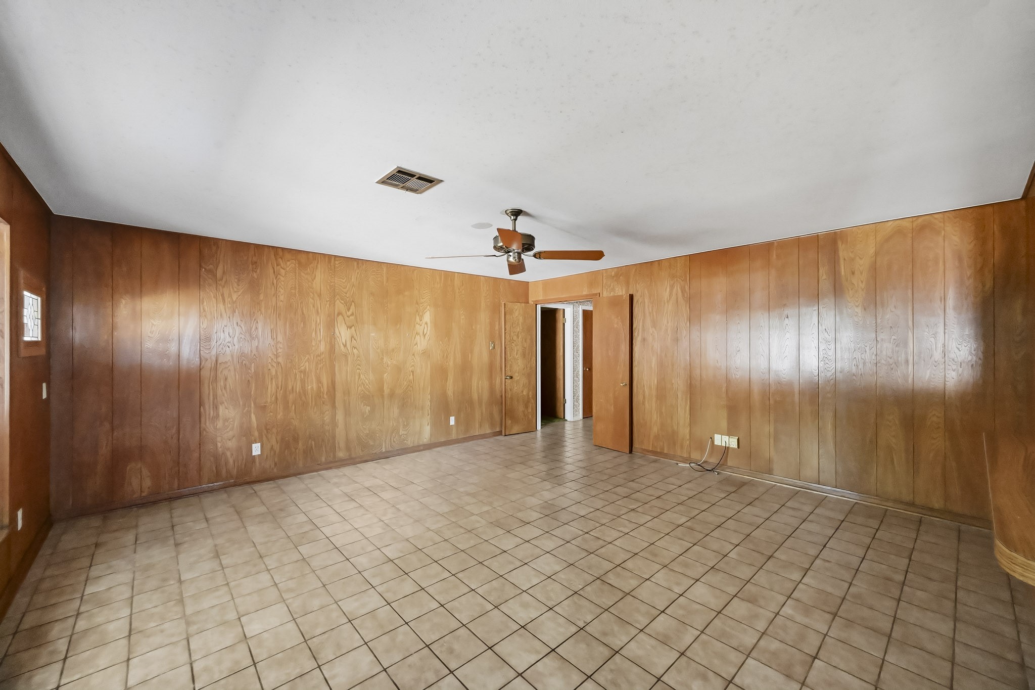 5442 Queensloch Drive, Houston, TX 77096