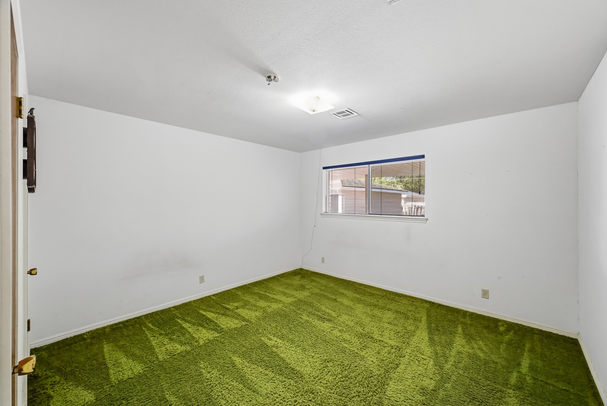 5442 Queensloch Drive, Houston, TX 77096