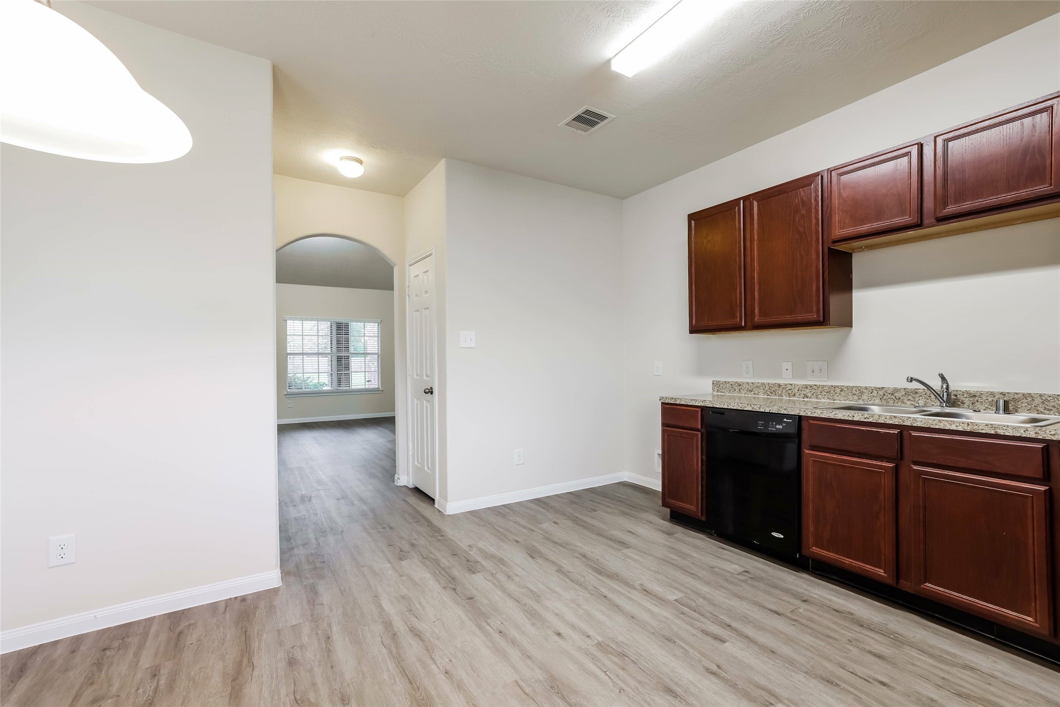 Photos may be representative of the floor plan and not the exact home. Finishes, layout, and features of the actual property for lease may vary.