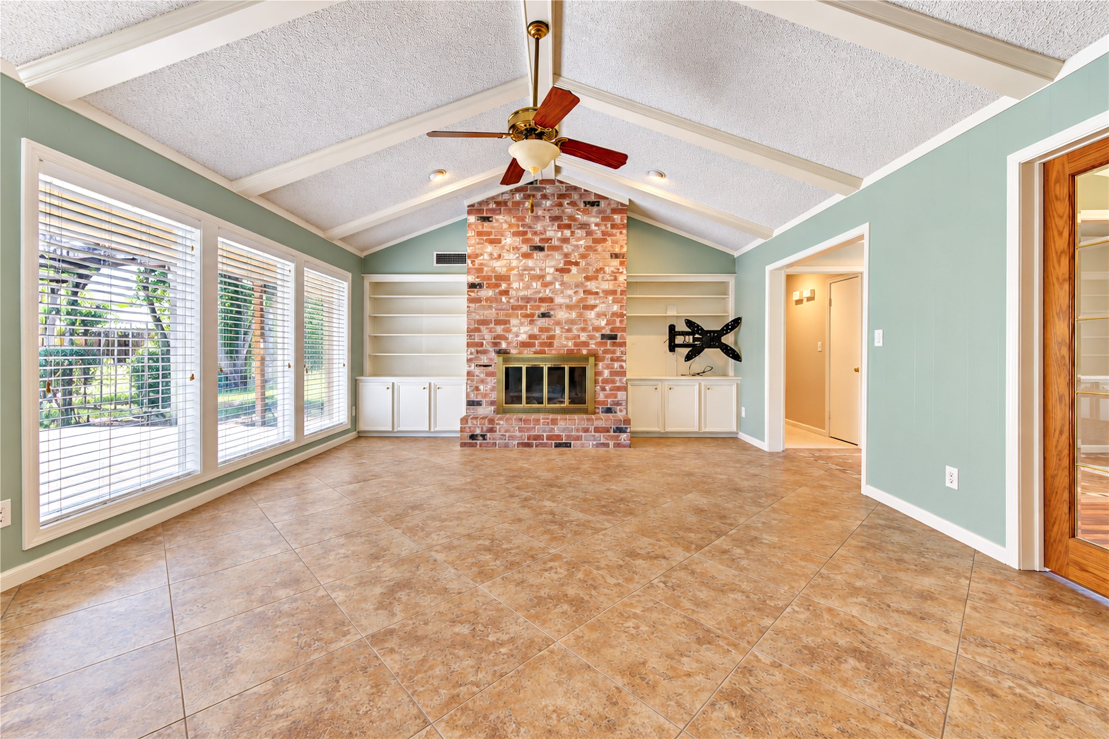 10603 Bordley Drive, Houston, TX 77042 10603 Bordley Drive, Houston, TX 77042