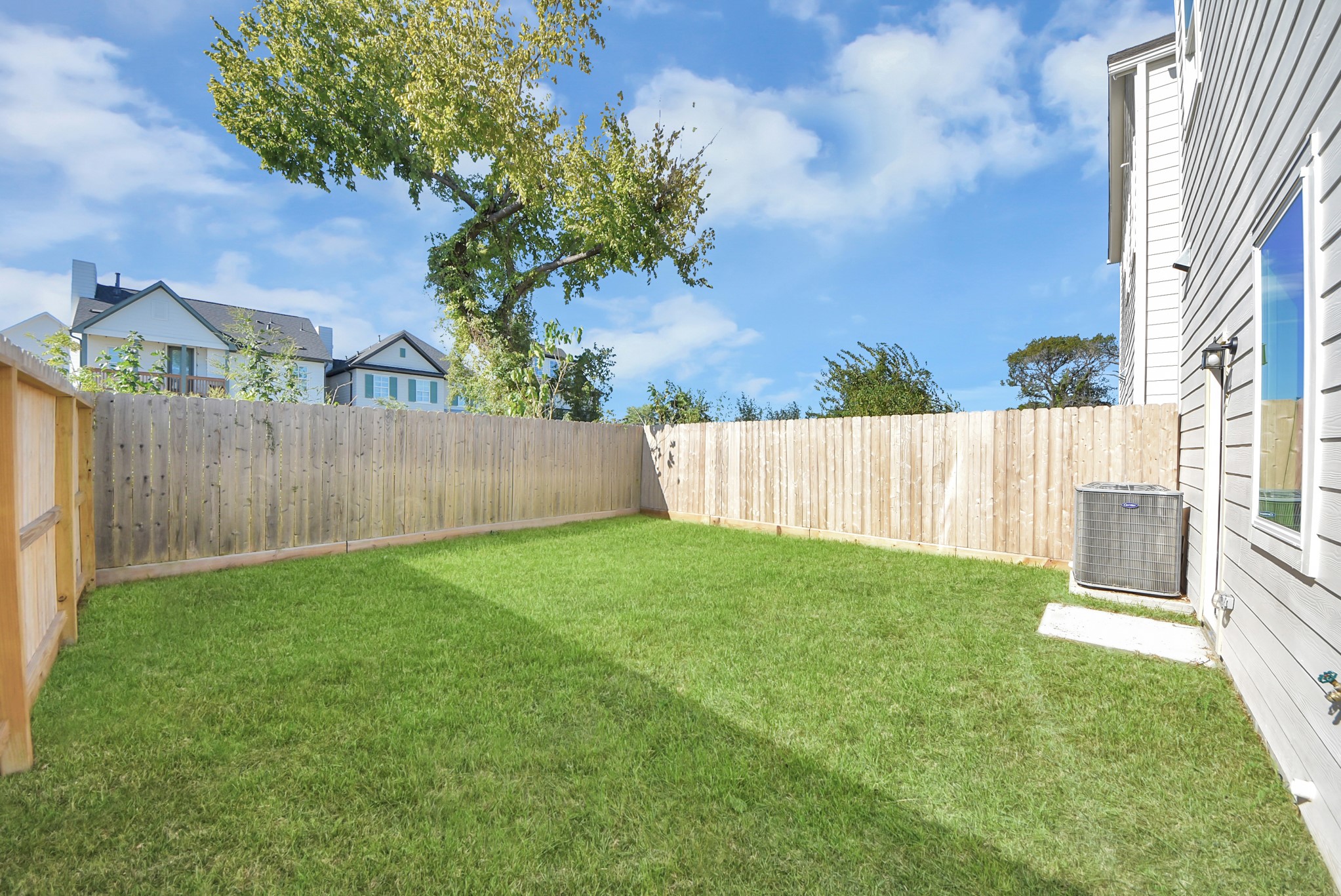 5224 Edgewood Street, Houston, TX 77011