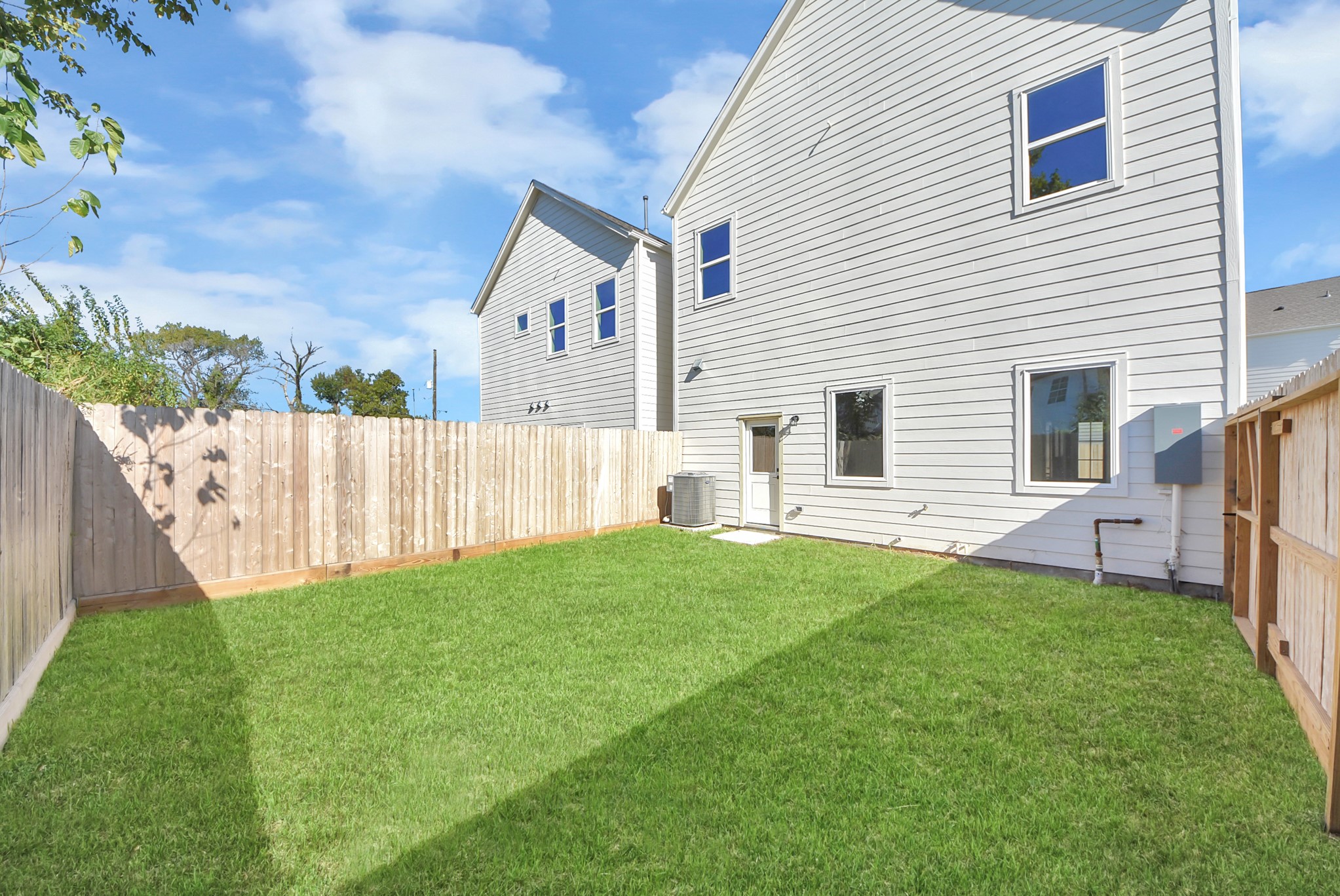 5224 Edgewood Street, Houston, TX 77011