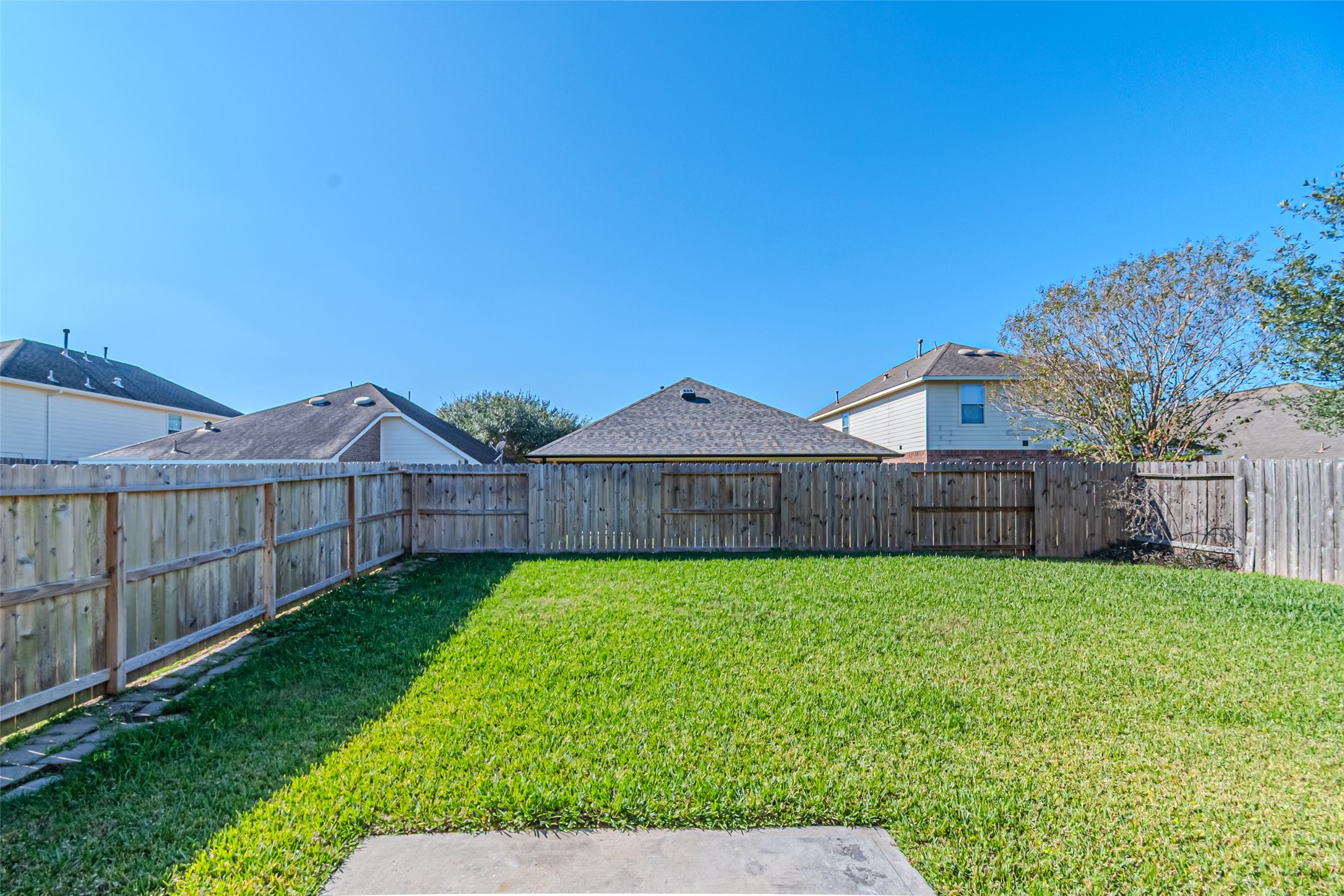 18111 Hillock Glen Lane, Cypress, TX 77429
