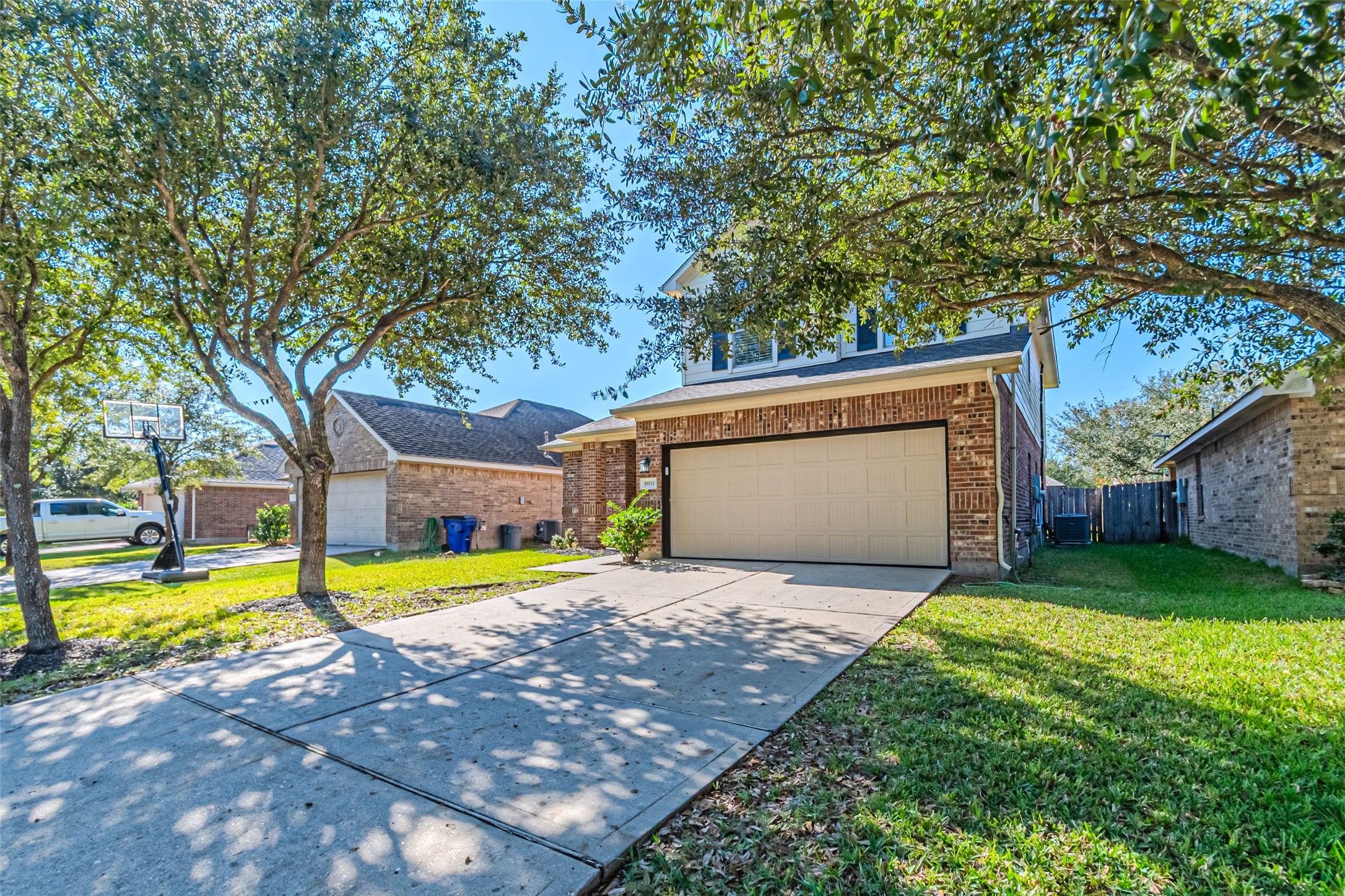 18111 Hillock Glen Lane, Cypress, TX 77429 18111 Hillock Glen Lane, Cypress, TX 77429