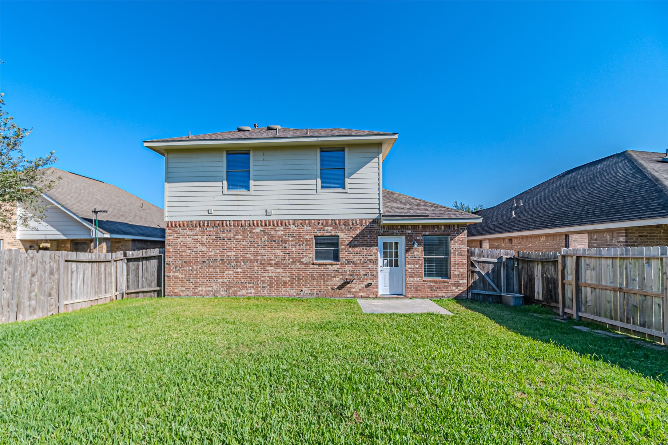 18111 Hillock Glen Lane, Cypress, TX 77429
