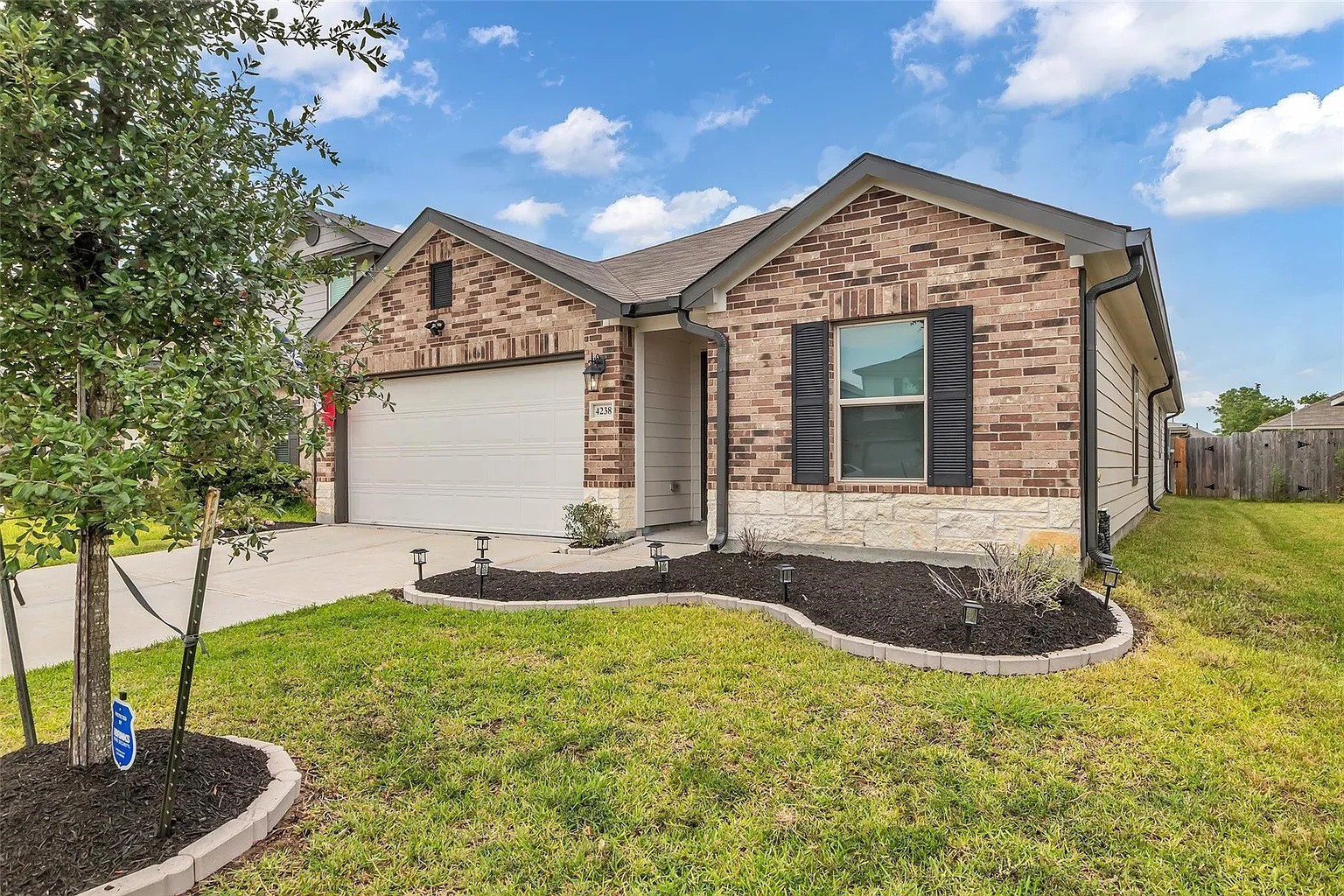 4238 Stuebner Hill Drive, Houston, TX 77068