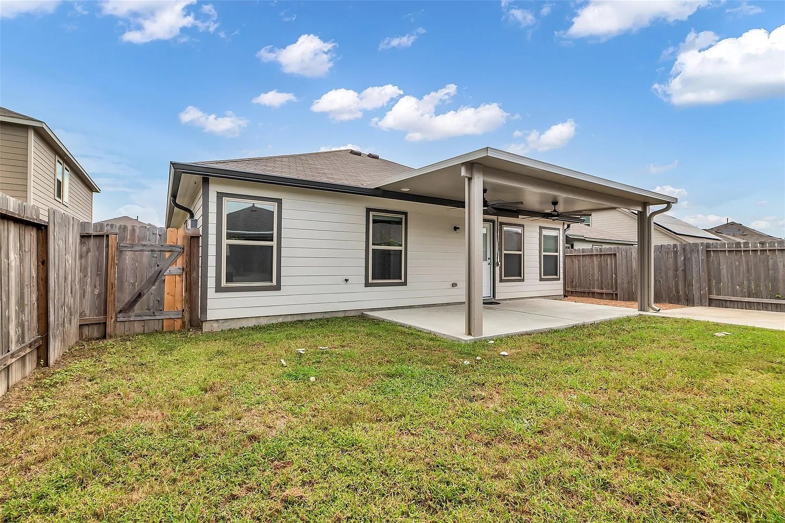 4238 Stuebner Hill Drive, Houston, TX 77068