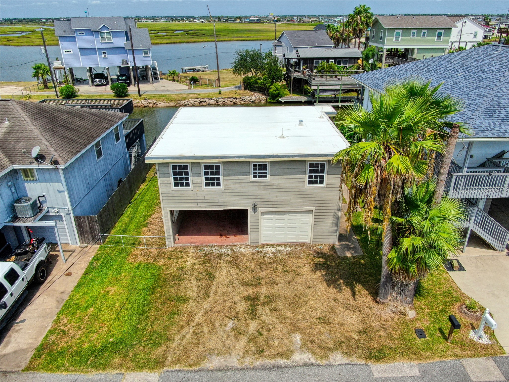 114 Bayou Vista Drive, Hitchcock, TX 77563