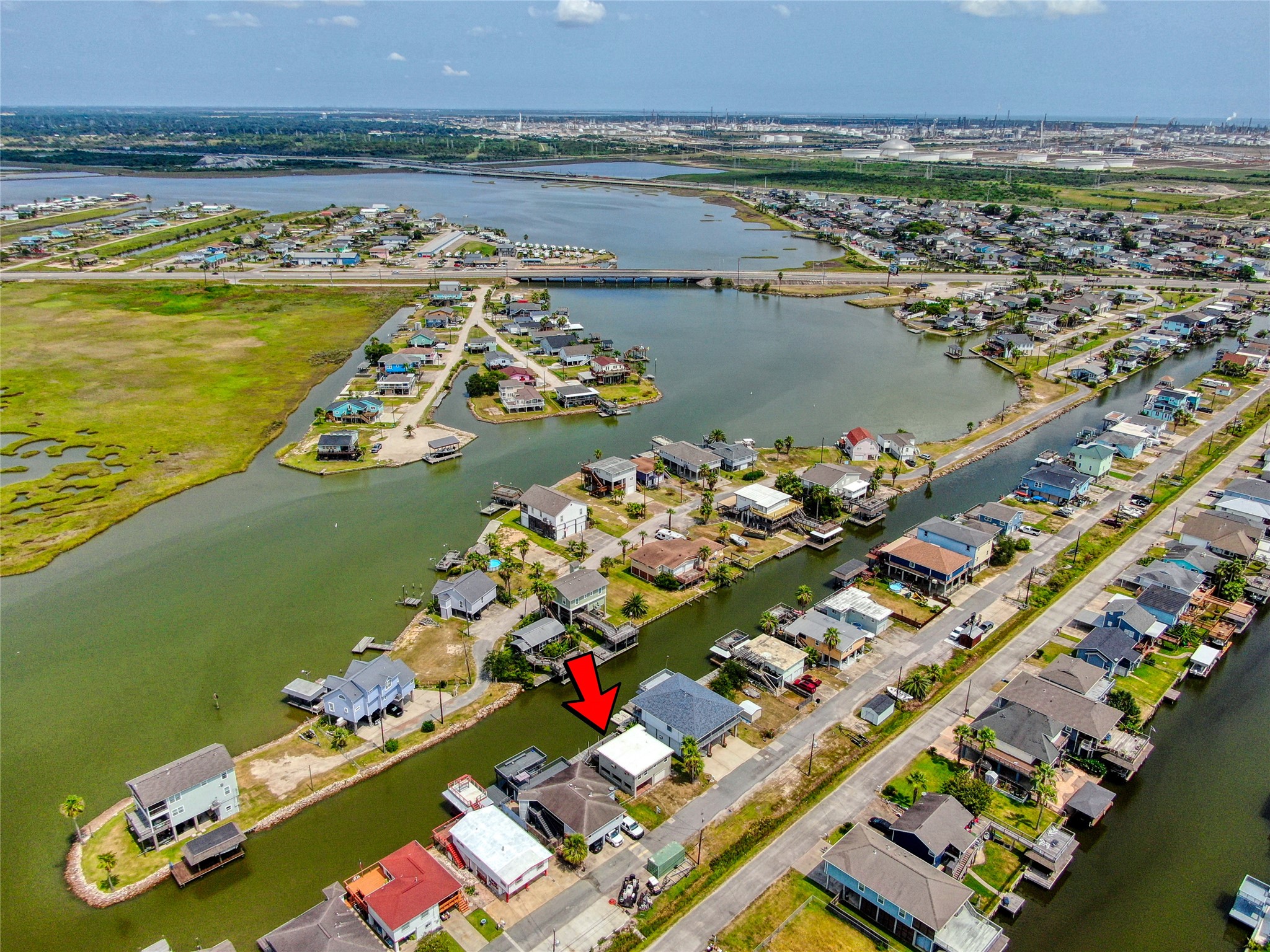 114 Bayou Vista Drive, Hitchcock, TX 77563