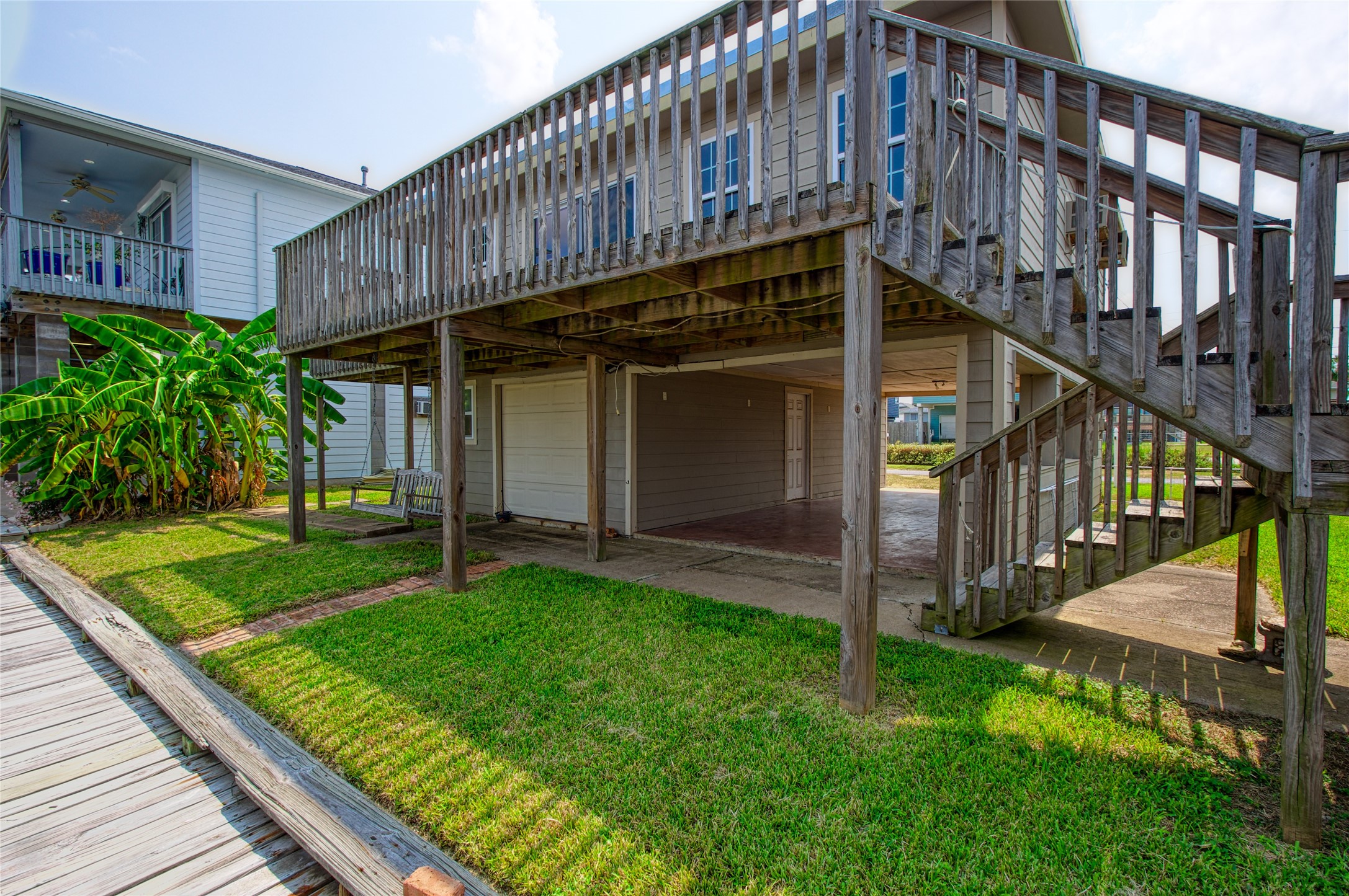 114 Bayou Vista Drive, Hitchcock, TX 77563