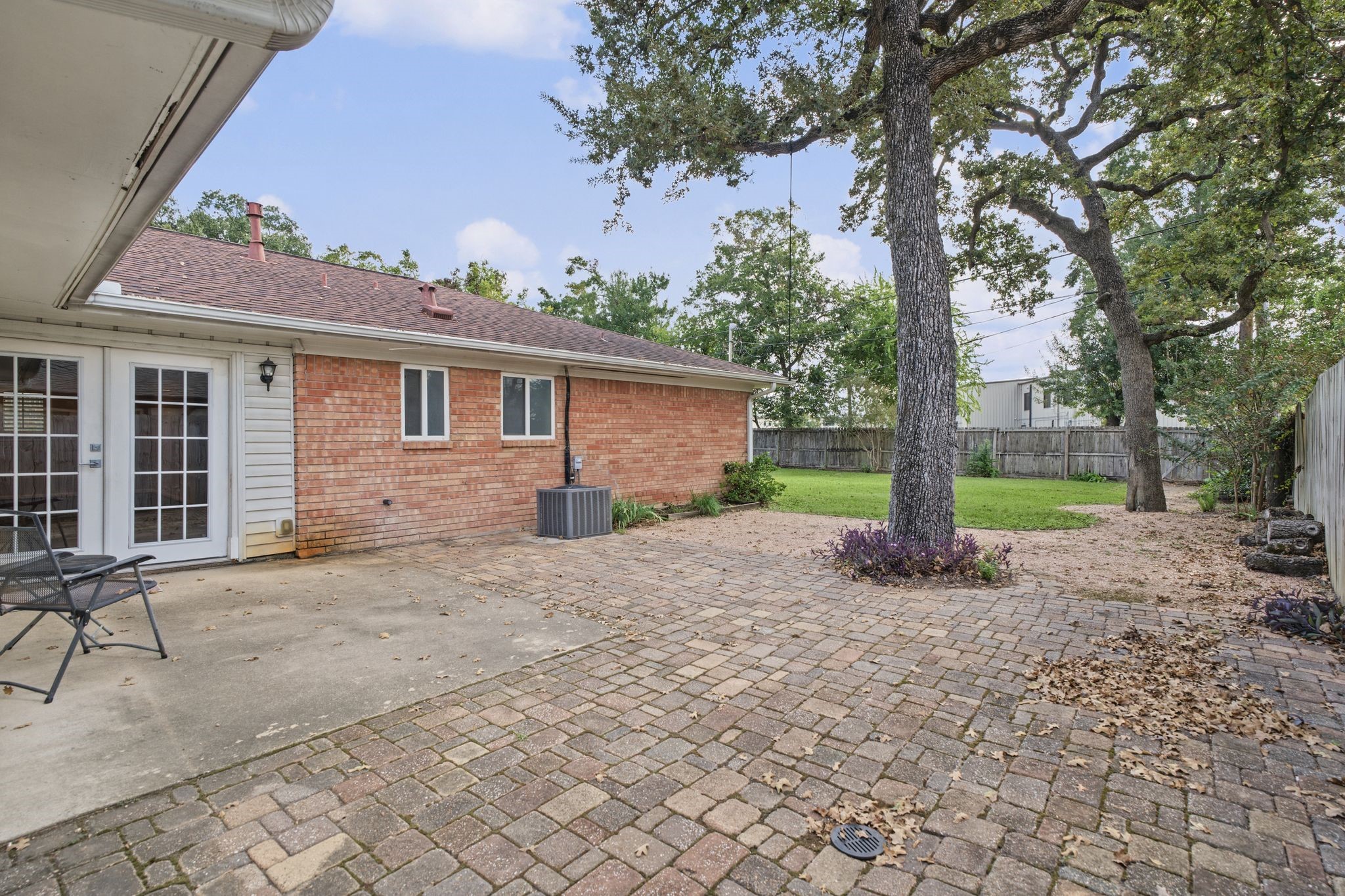1318 Spillers Lane, Houston, TX 77043
