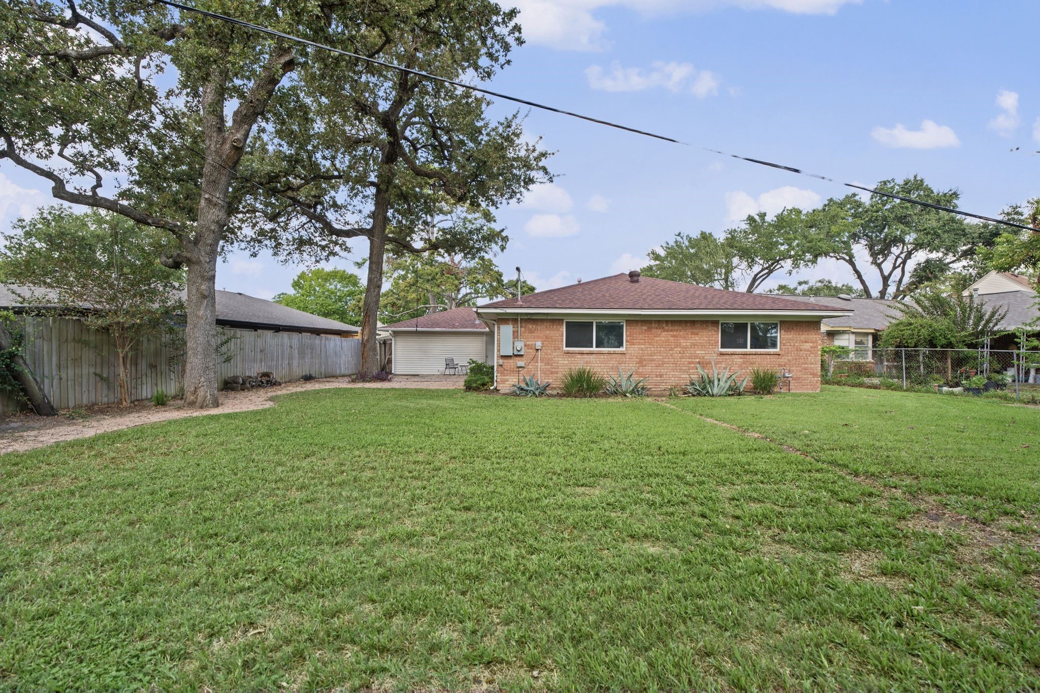 1318 Spillers Lane, Houston, TX 77043