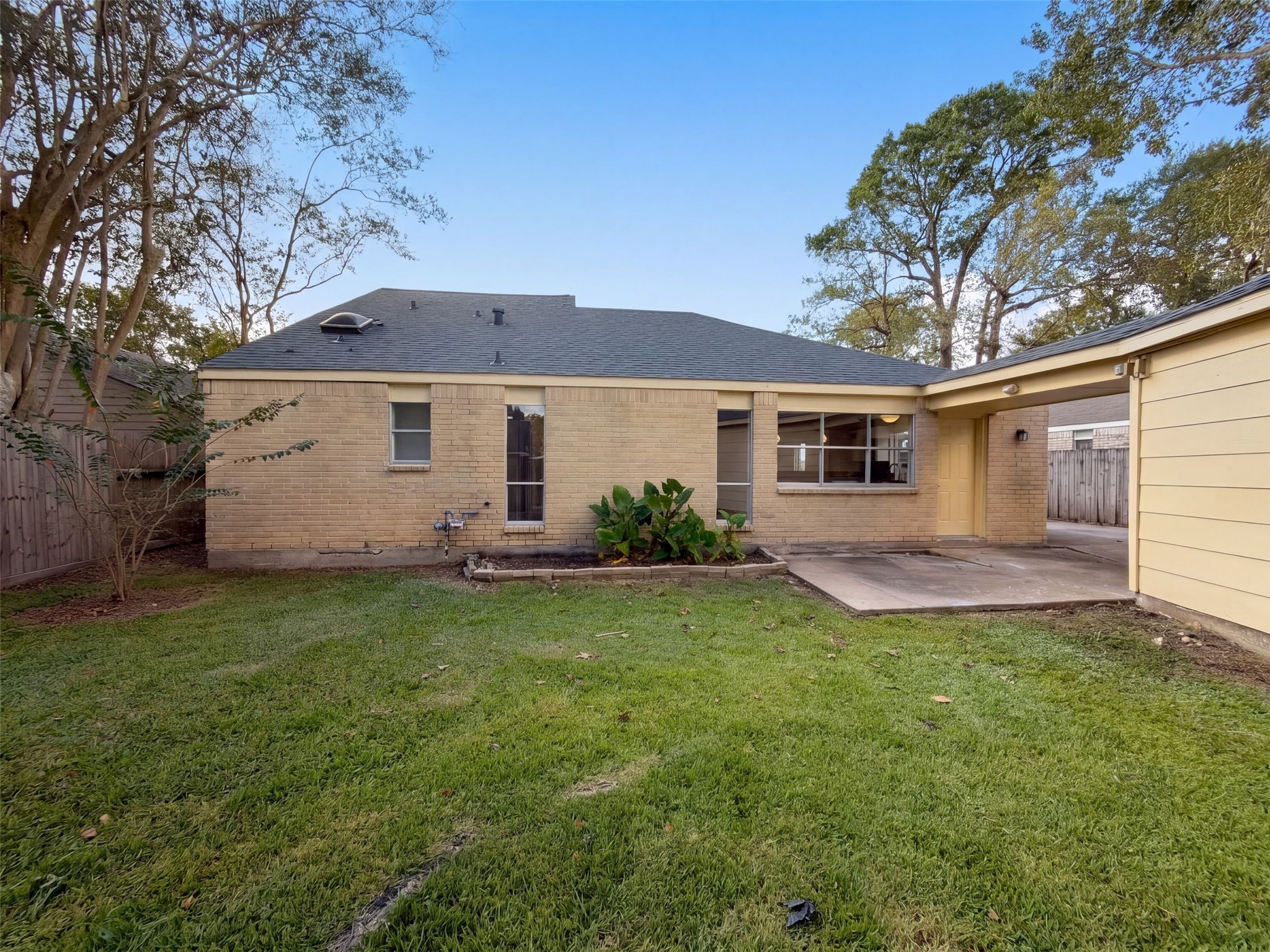 15803 Dunmoor Drive, Houston, TX 77059