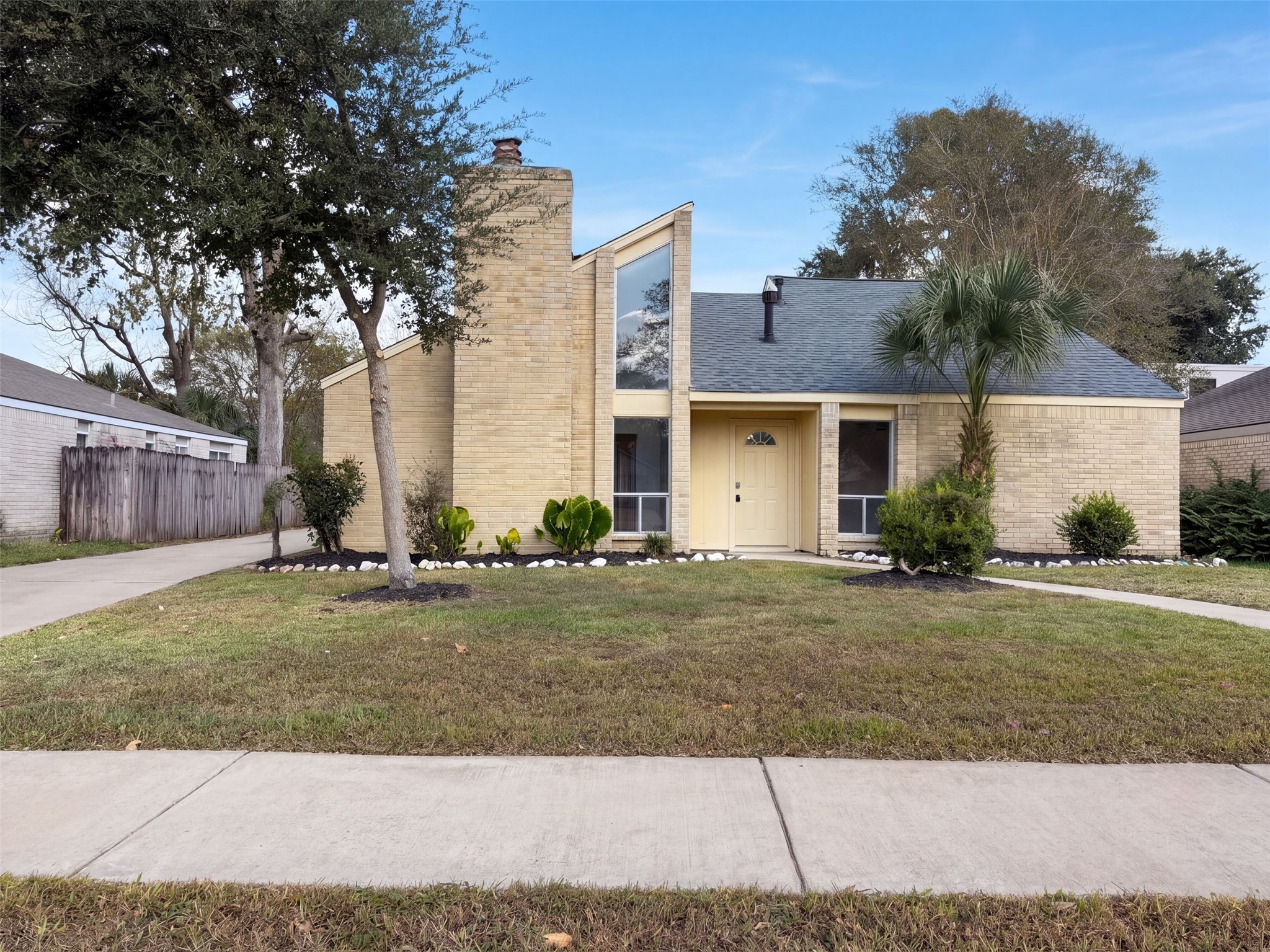 15803 Dunmoor Drive, Houston, TX 77059