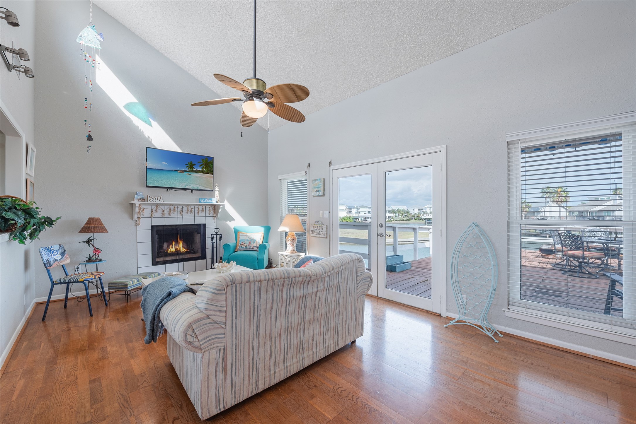 1426 Tiki Drive, Tiki Island, TX 77554