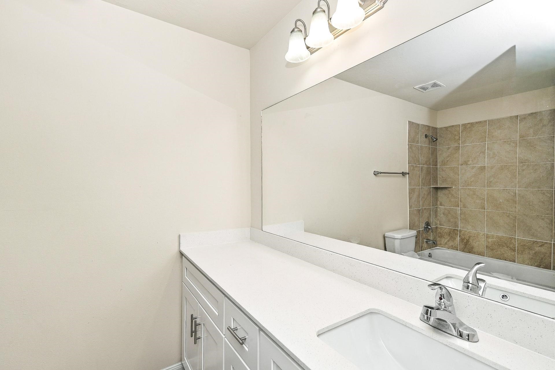Photos may be representative of the floor plan and not the exact home. Finishes, layout, and features of the actual property for lease may vary.