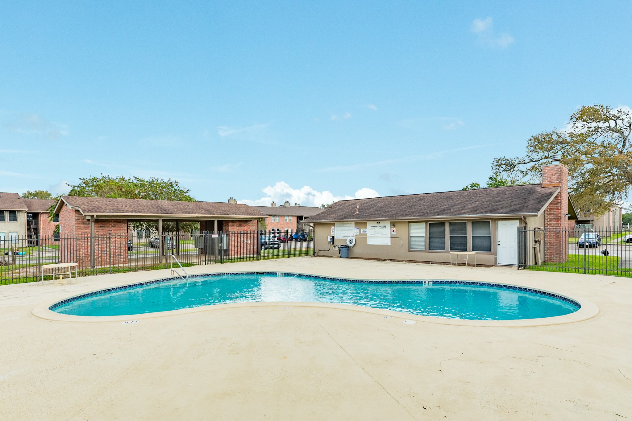 418 Garland Drive, #242, Lake Jackson, TX 77566