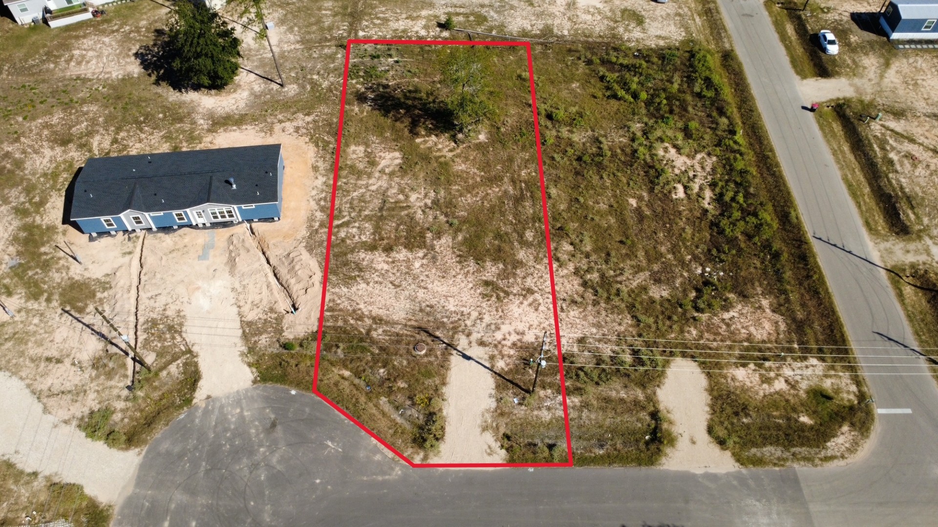 Photo for illustration purposes only. Buyer will need to verify lot dimensions and any applicable easements.