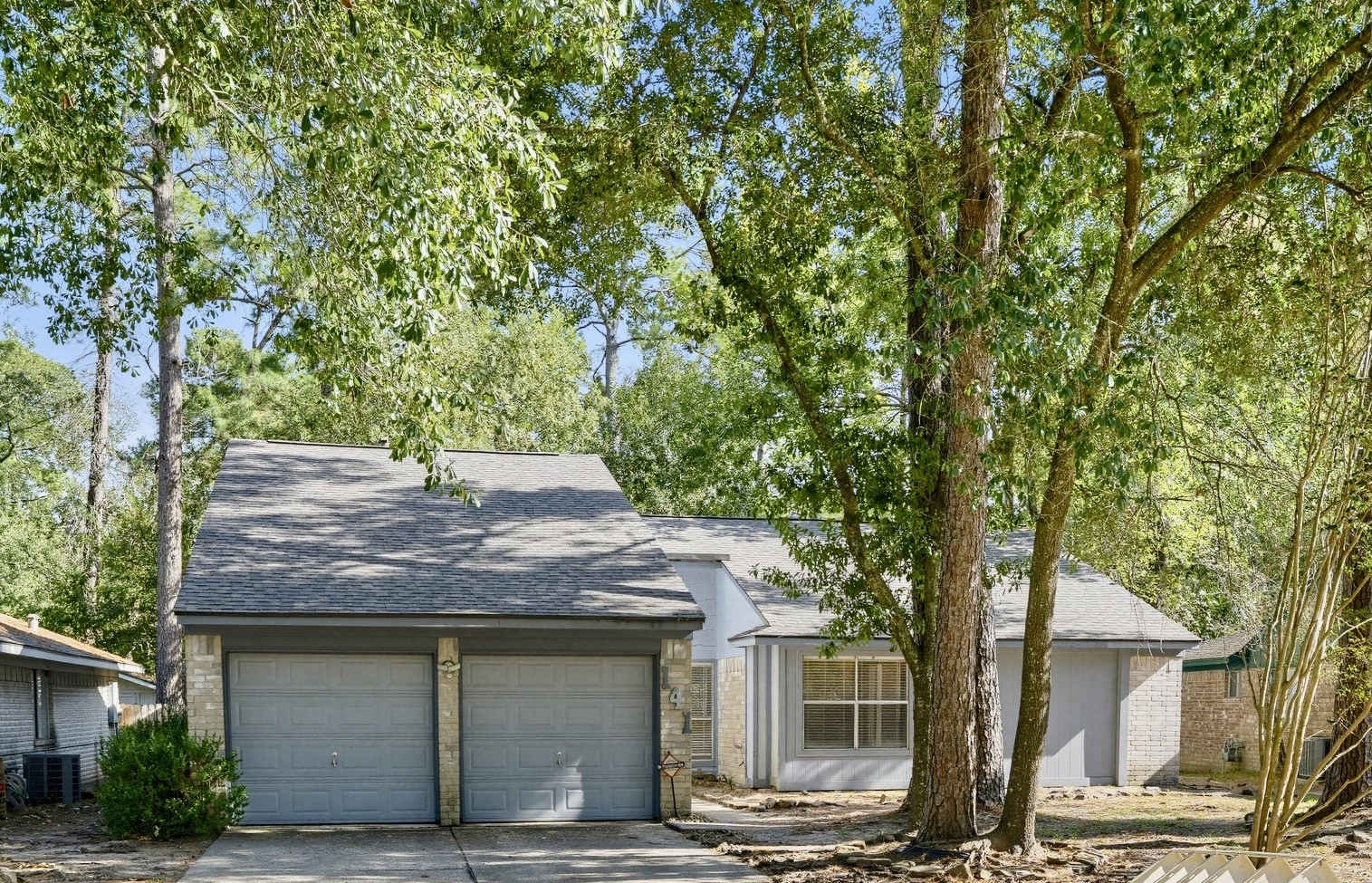 141 W Woodstock Circle Drive, The Woodlands, TX 77381