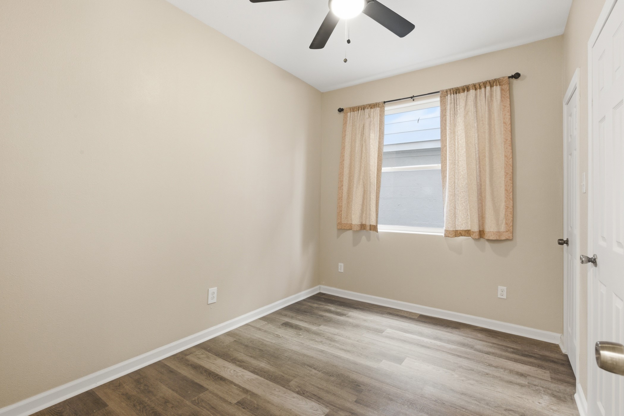 Bedroom 1, downstairs with ensuite bathroom