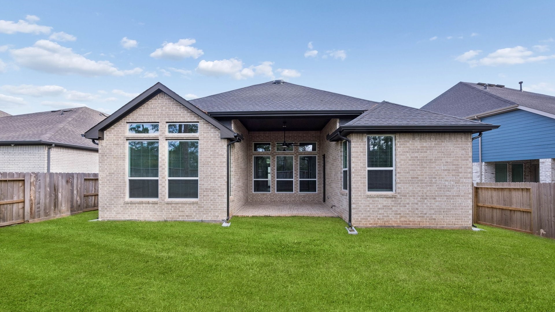 231 Garden Rose Trail, Willis, TX 77318