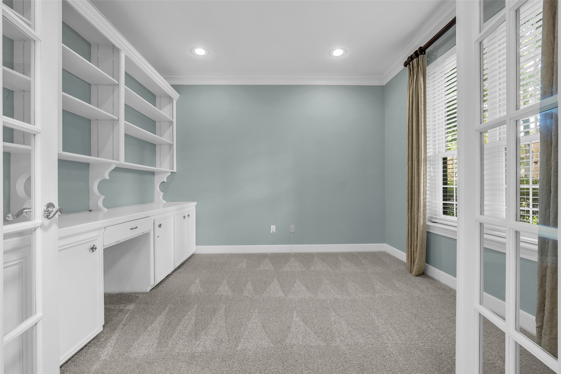 5907 Rocky Brook Drive, Houston, TX 77345